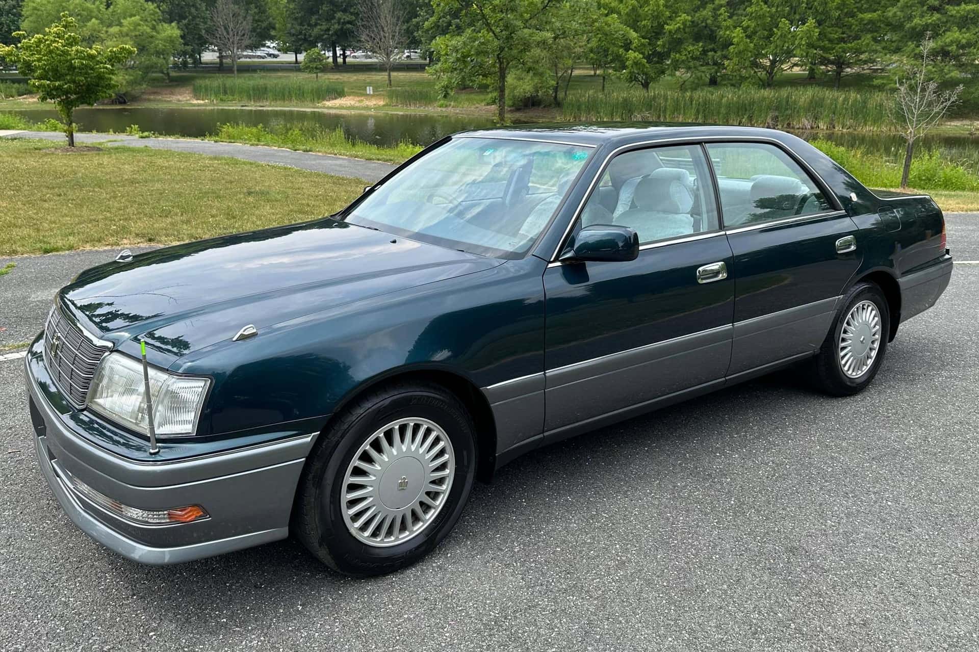 1996 Toyota Crown sold for $12,000