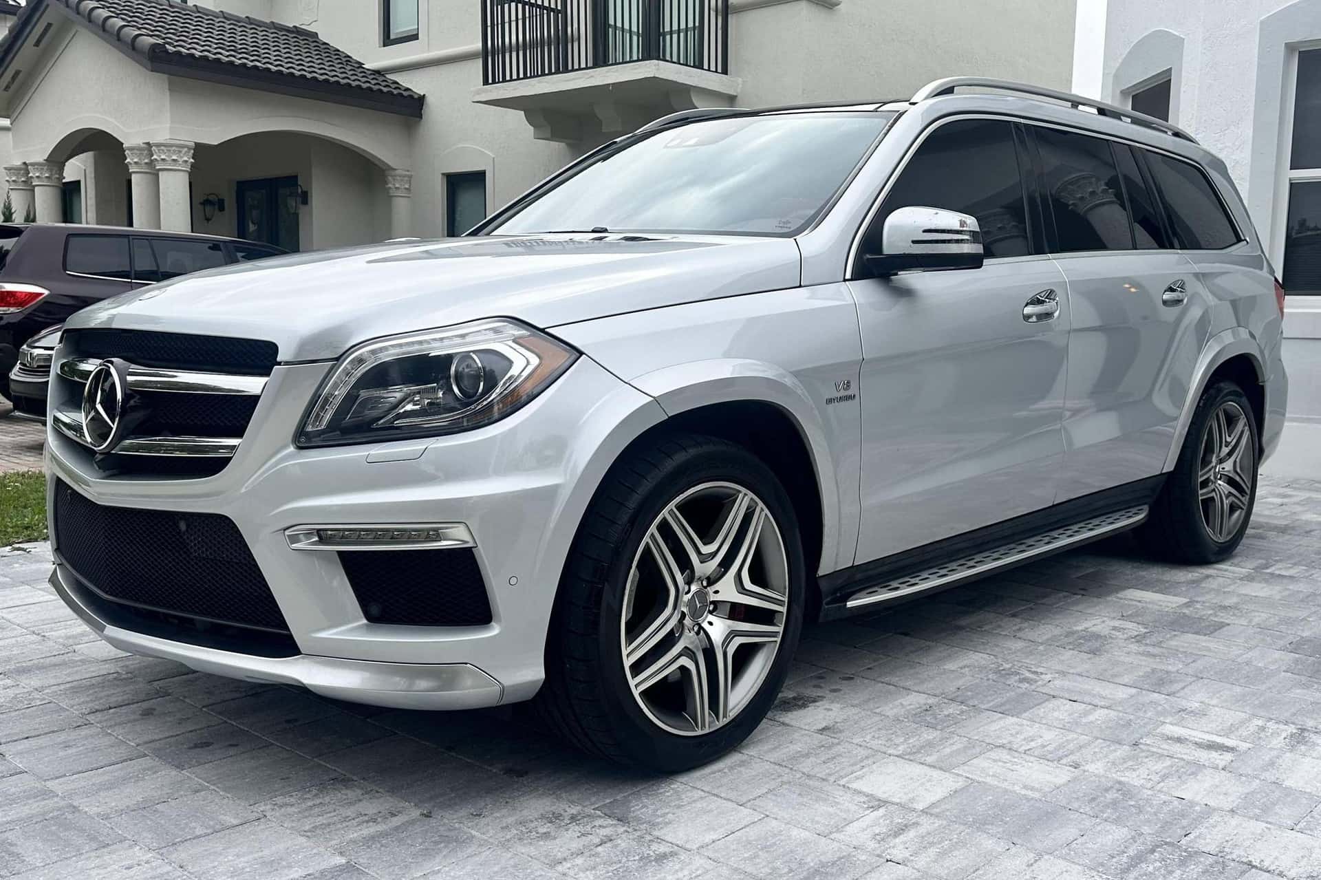 Mercedes-Benz GL-Class classic car