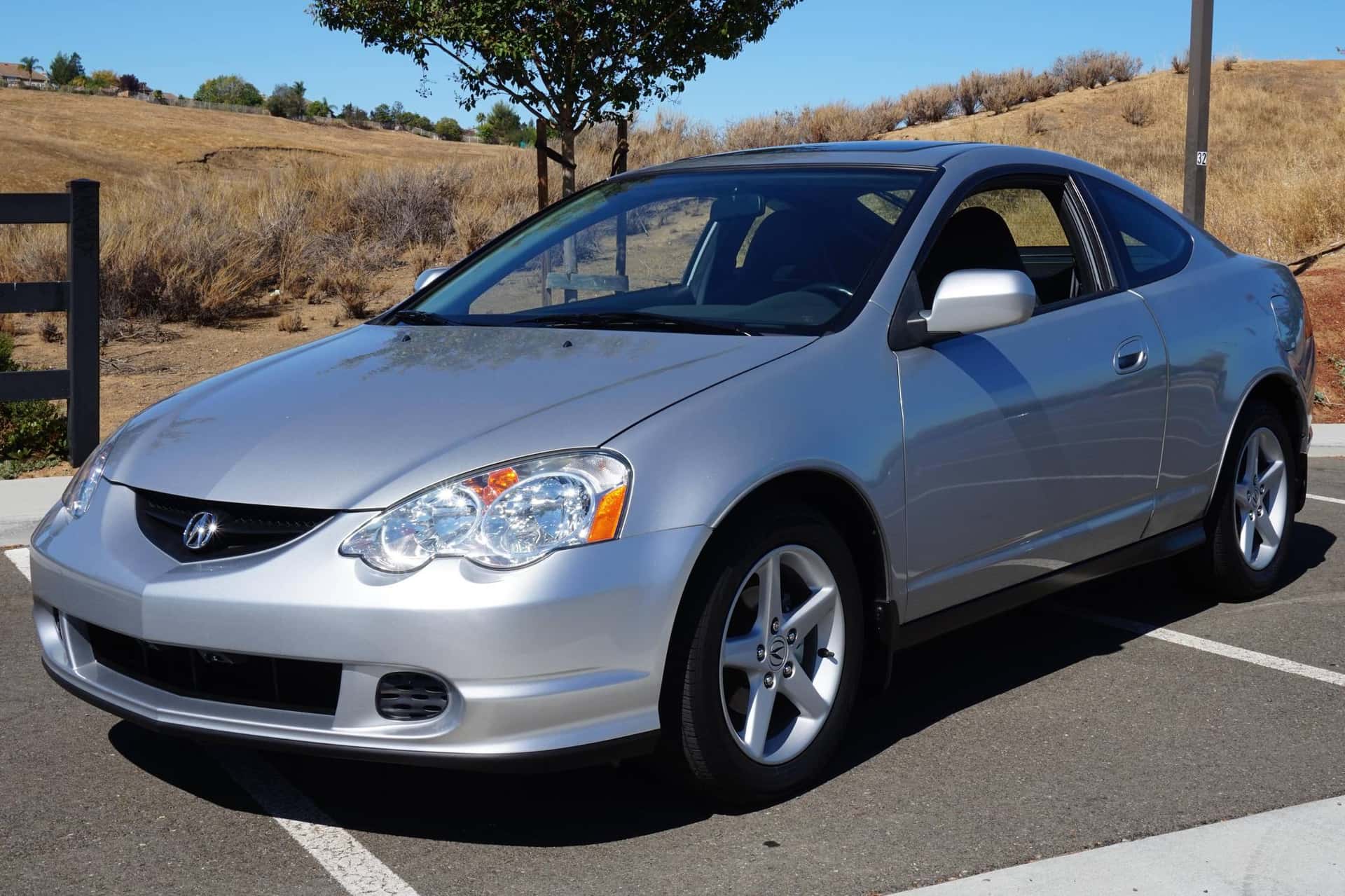 2004 Acura RSX sold for $14,400