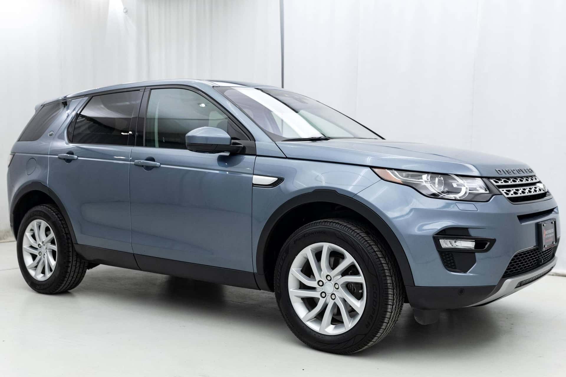 2019 Land Rover Discovery sold for $16,500