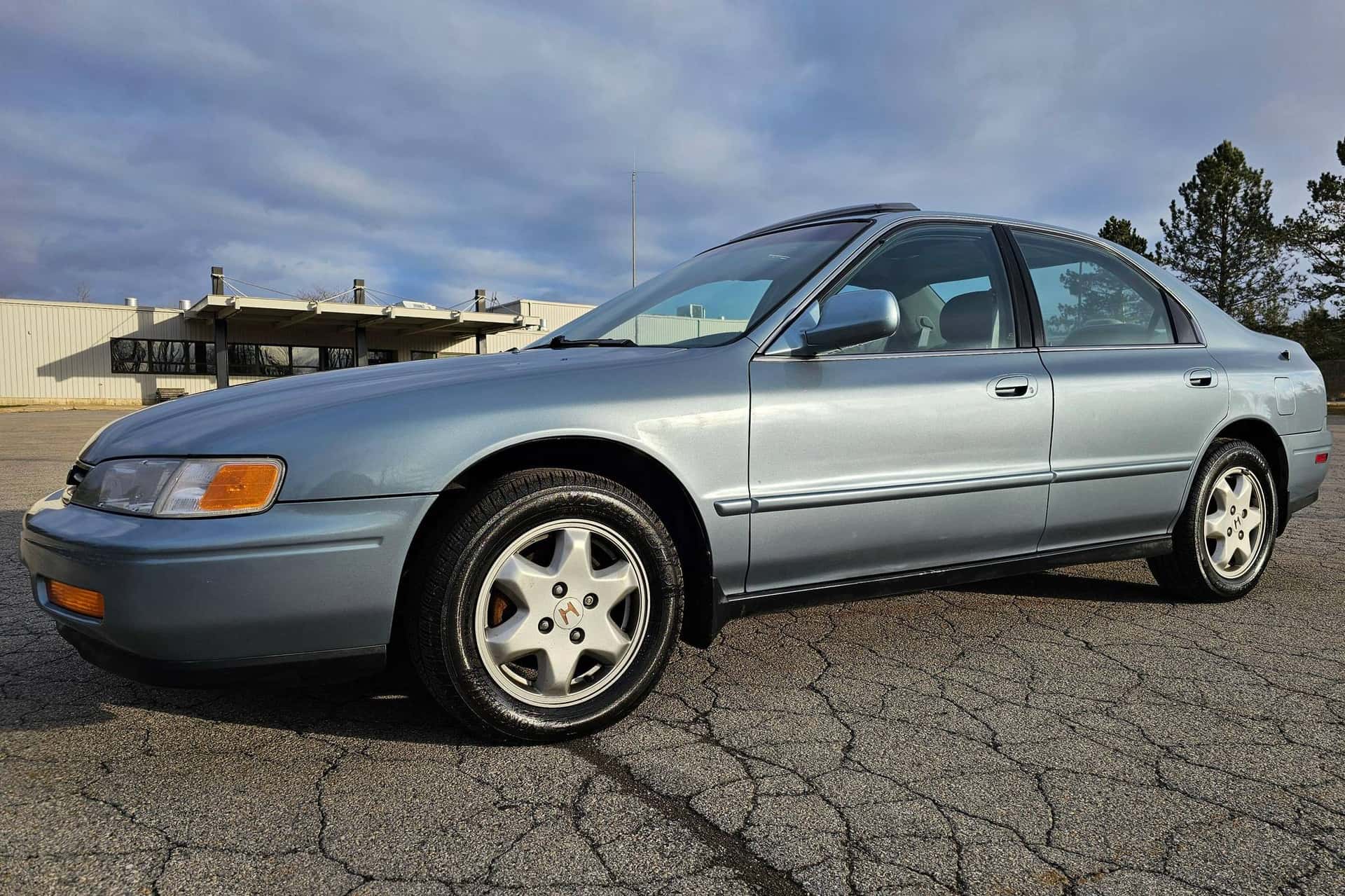 1995 Honda Accord sold for $8,000