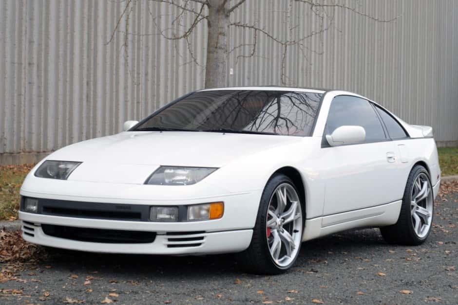 1990 Nissan Z32 300ZX sold for $25,500