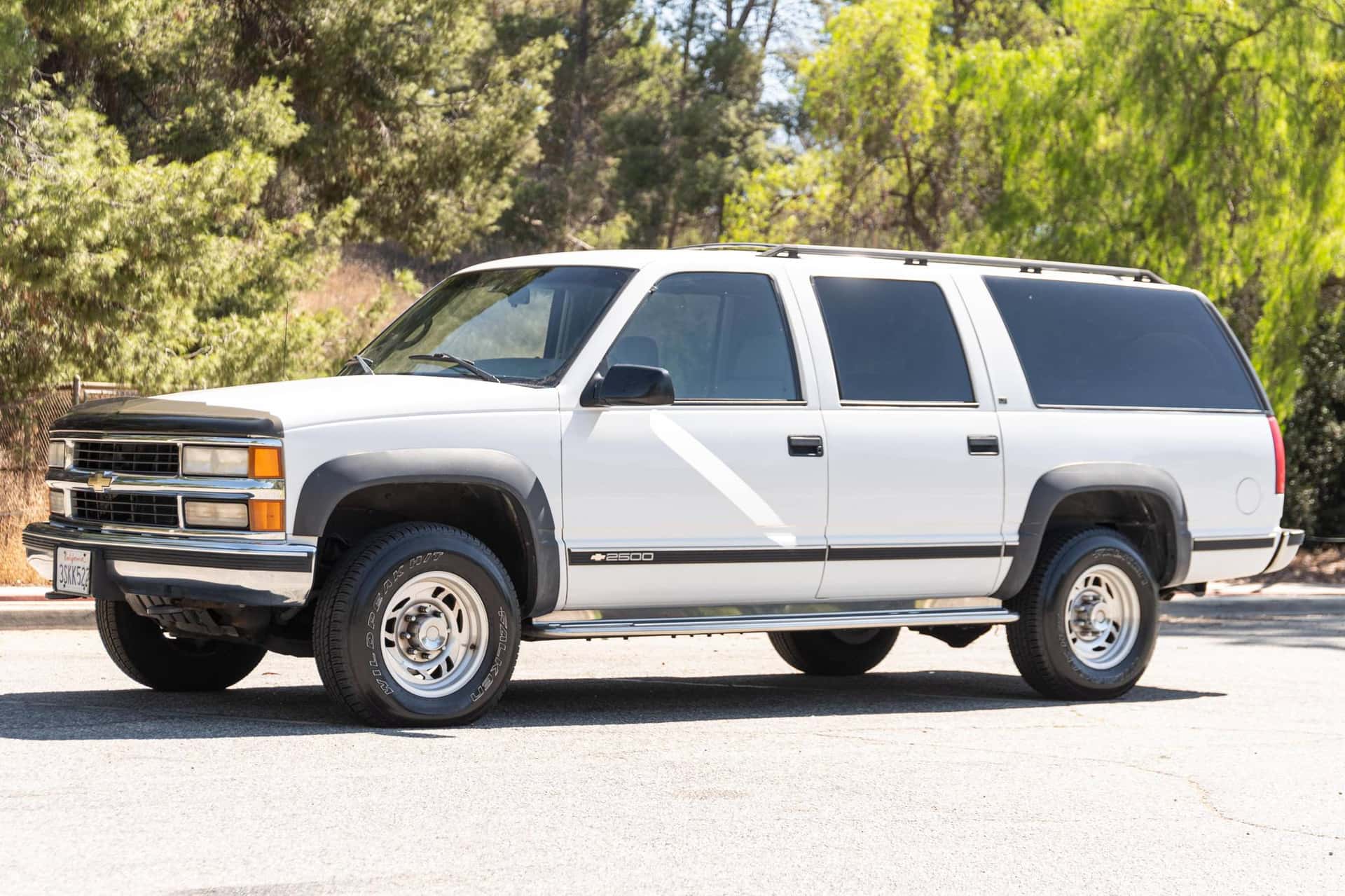 1996 Chevrolet Suburban sold for $12,100
