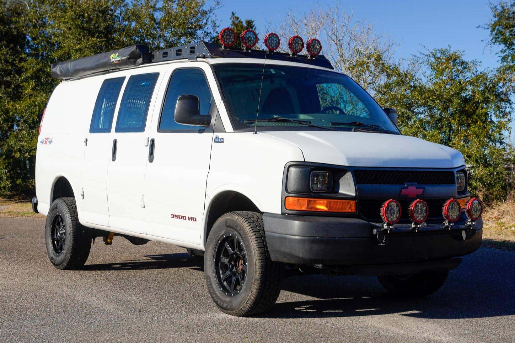 2011 Chevrolet Express sold for $15,300