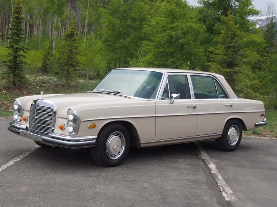Mercedes-Benz W108 & W109 classic car