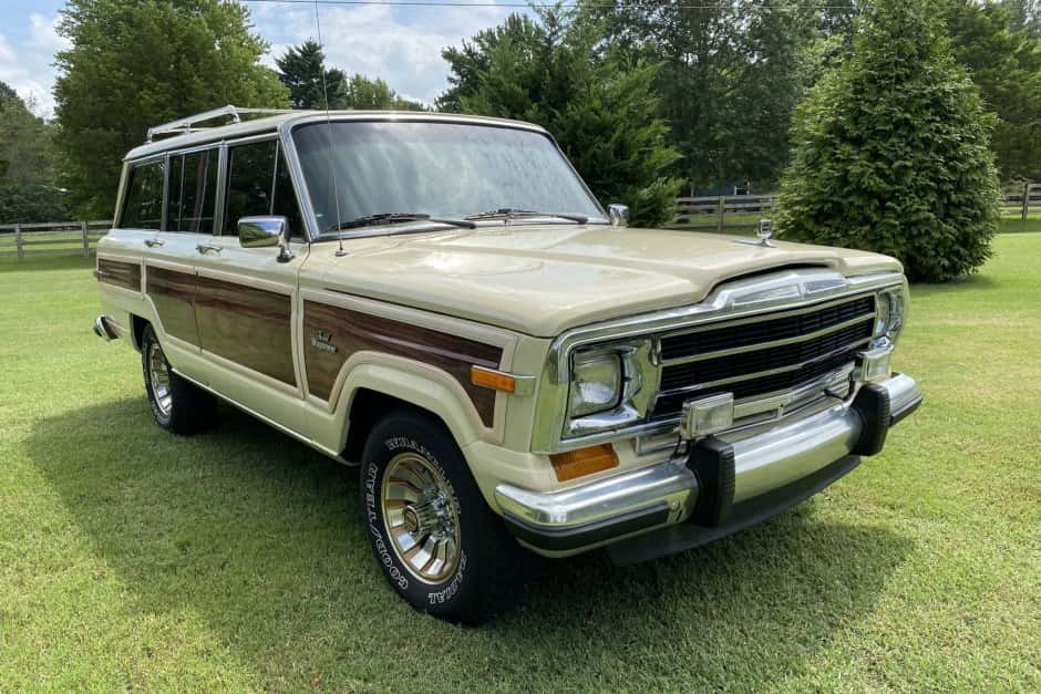 Jeep Wagoneer/Grand Wagoneer (1963–1991) classic car