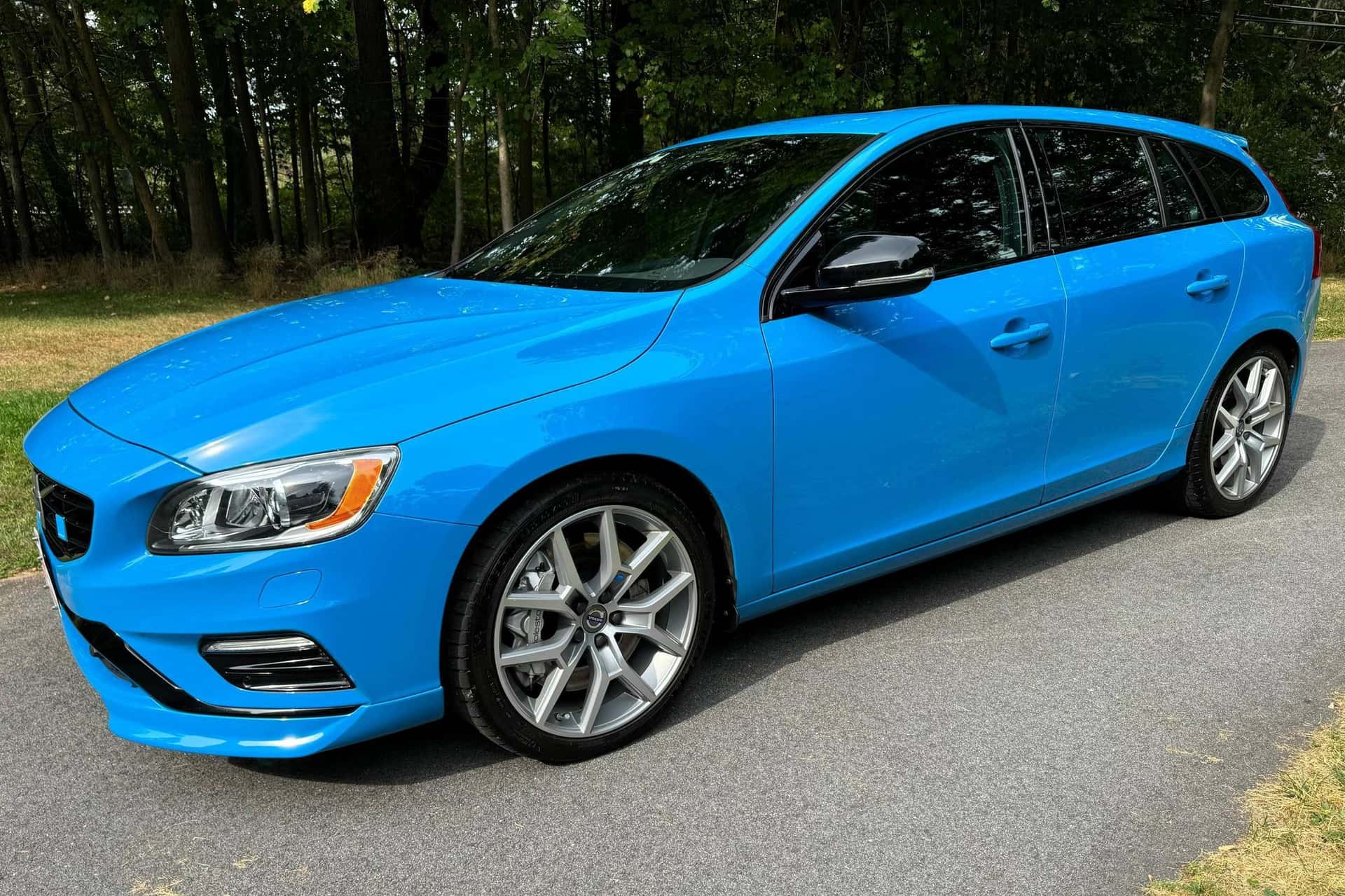 2017 Volvo V60 sold for $31,250