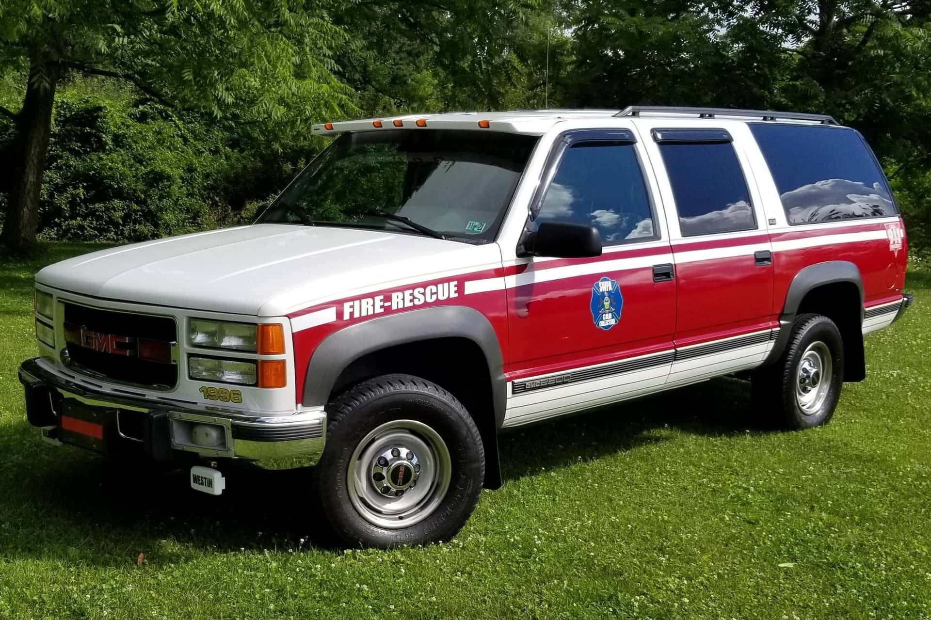 GMC Suburban classic car