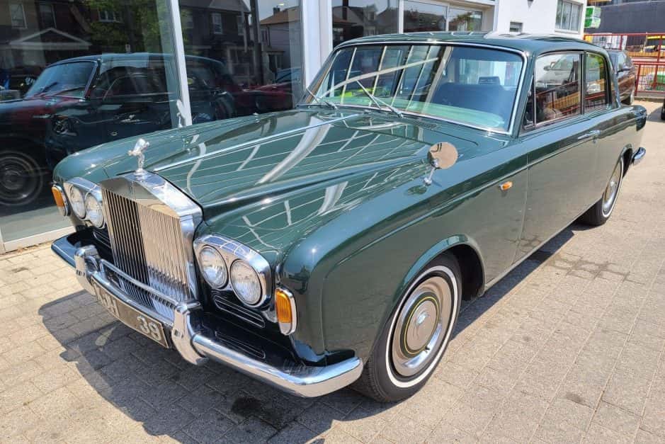 Rolls-Royce Silver Shadow classic car
