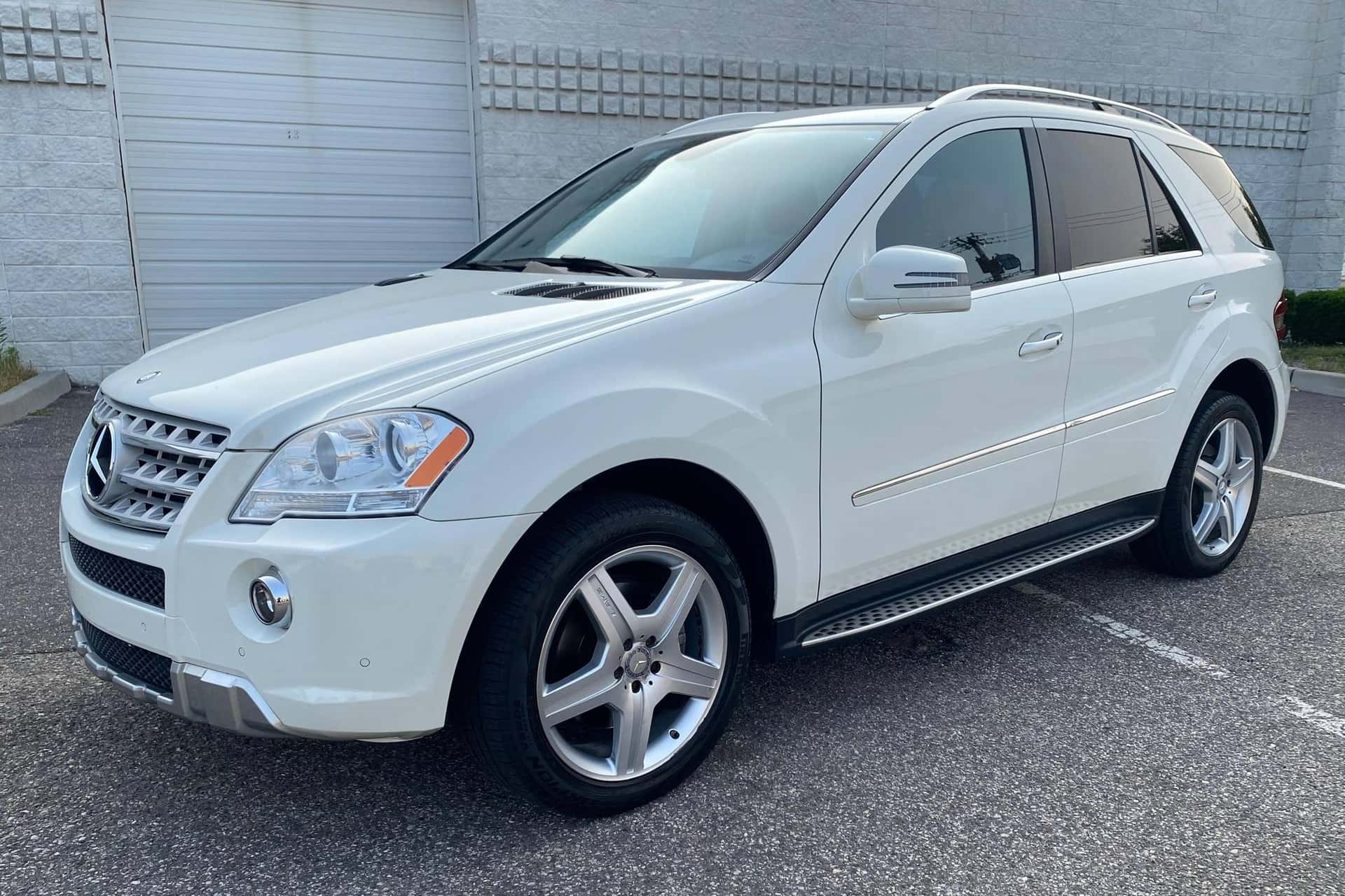 2011 Mercedes-Benz ML-Class sold for $21,000