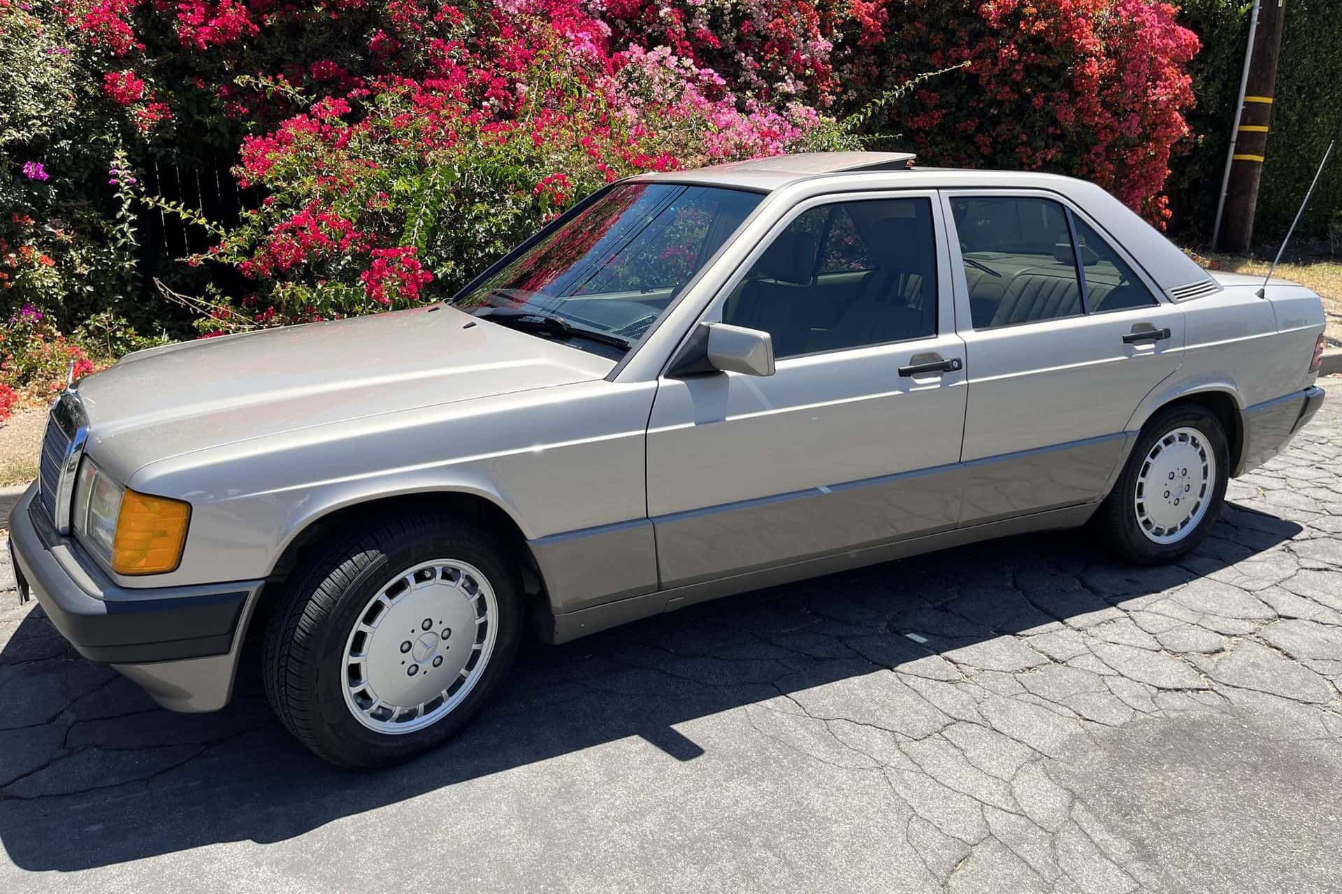 1992 Mercedes-Benz C-Class sold for $9,700