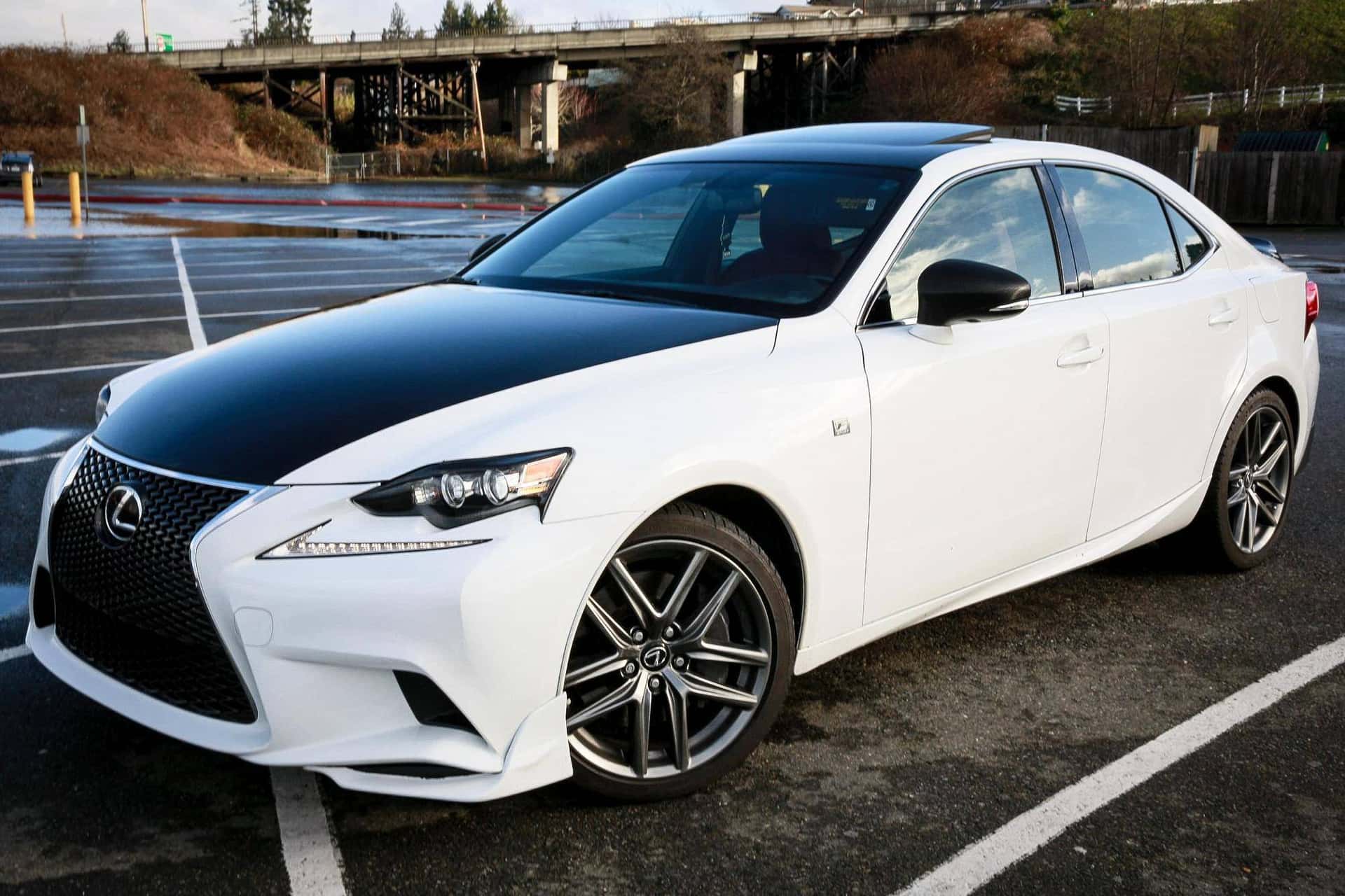 2016 Lexus IS sold for $28,250