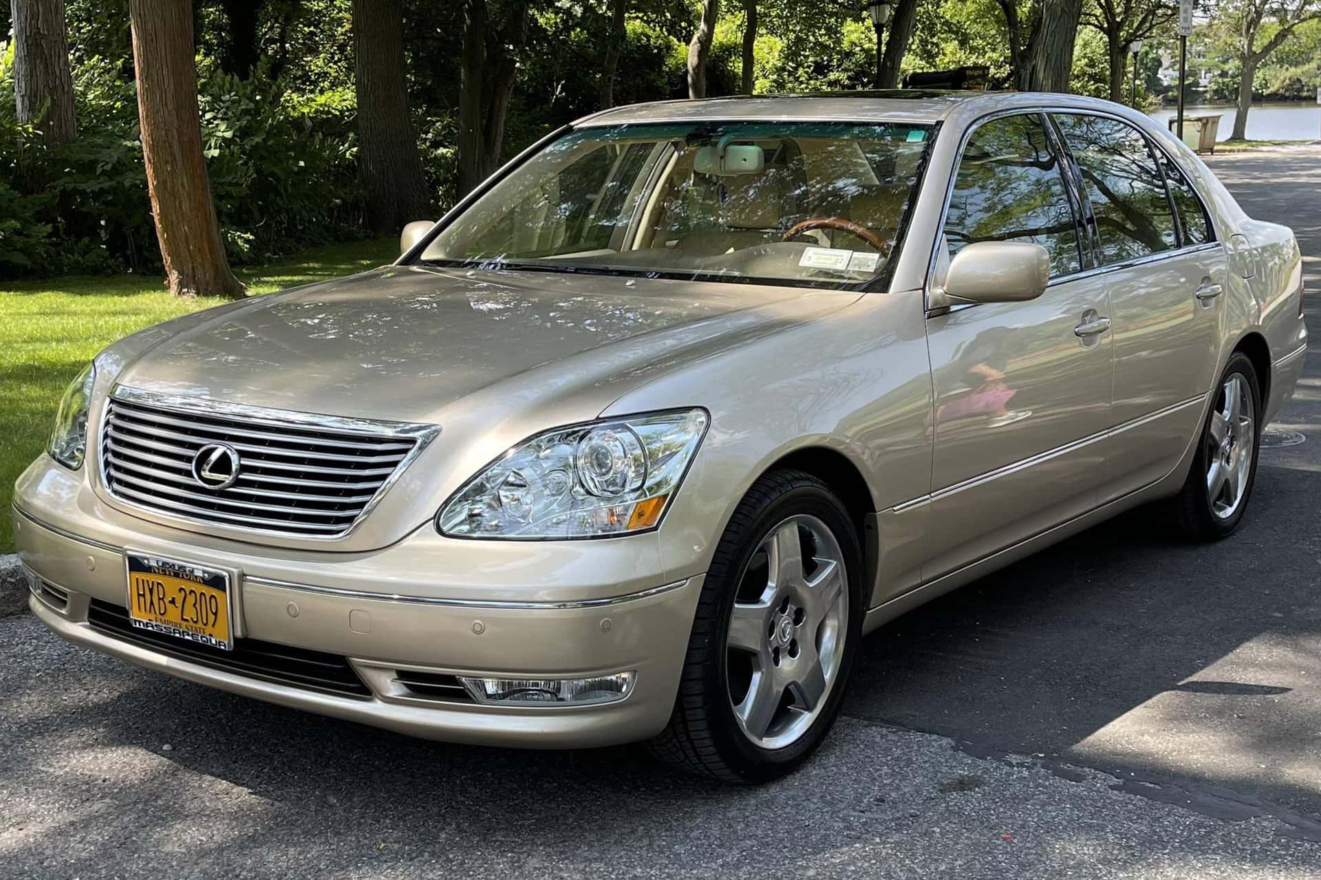 2004 Lexus LS sold for $23,000