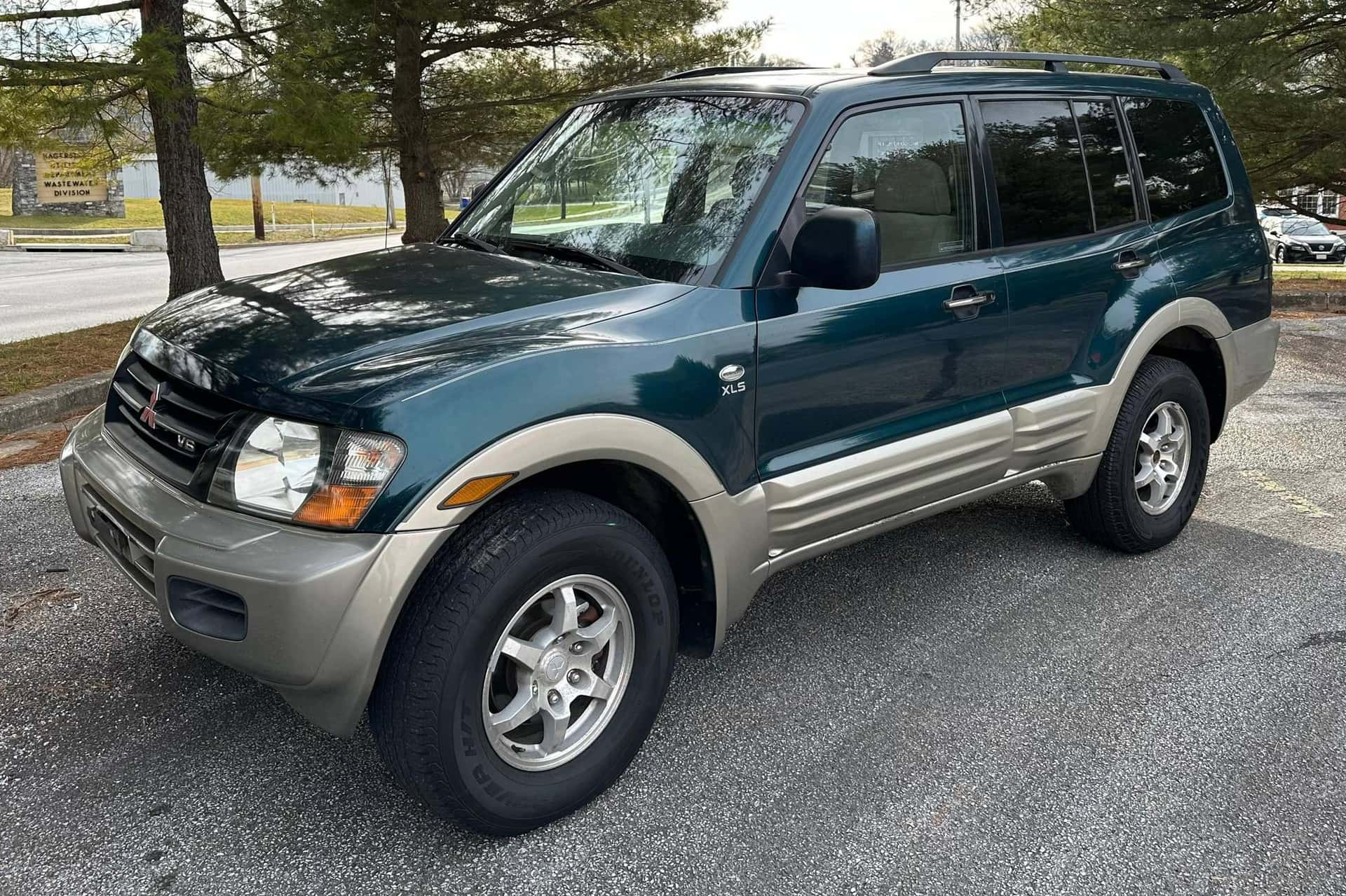 2001 Mitsubishi Montero sold for $6,000
