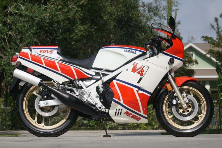 Yamaha RZ classic car