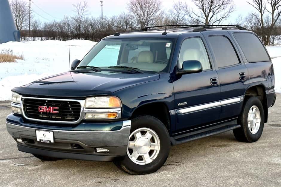2005 GMC Yukon GMT800 sold for $16,030
