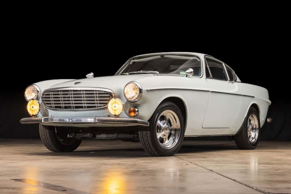 1968 Volvo P1800/1800 sold for $32,000