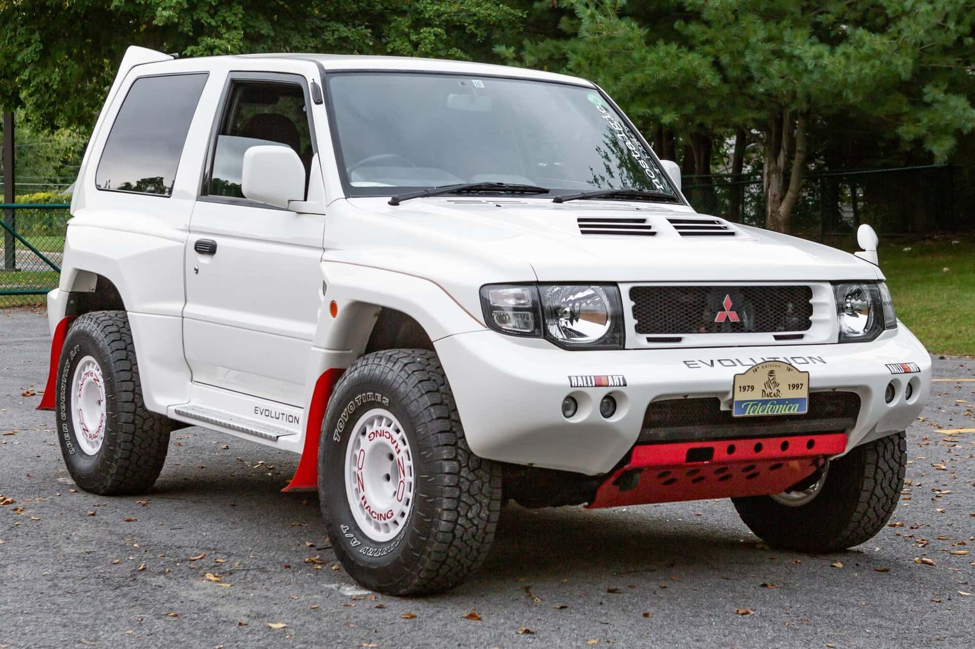1997 Mitsubishi Pajero sold for $27,000
