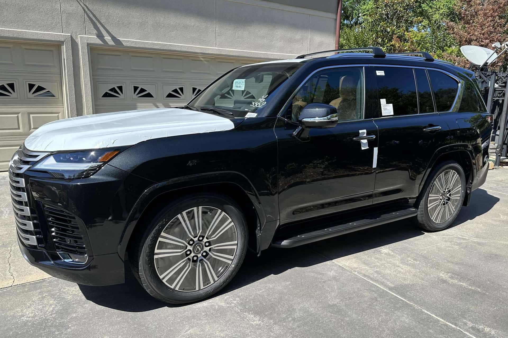 2023 Lexus LX sold for $135,000