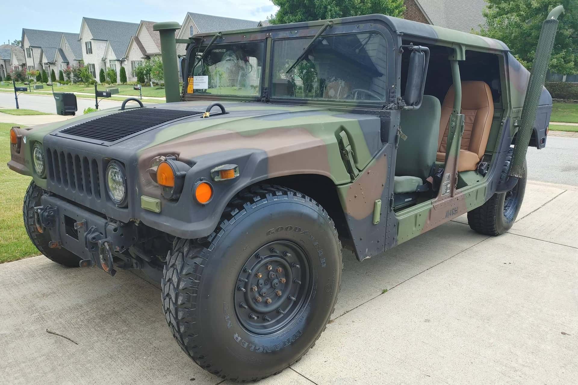 2003 AM General Hummer sold for $13,777