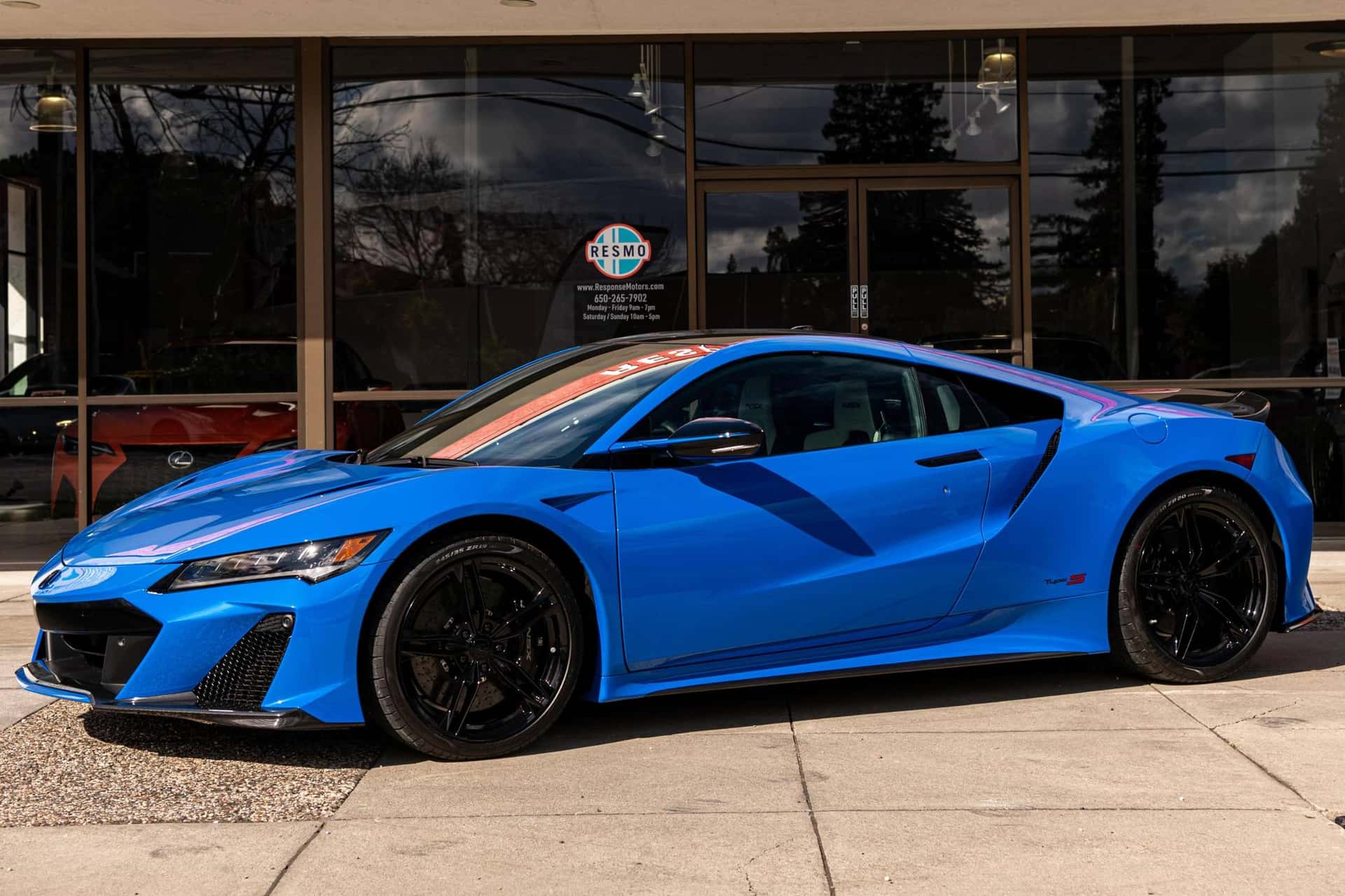 2022 Acura NSX sold for $211,500