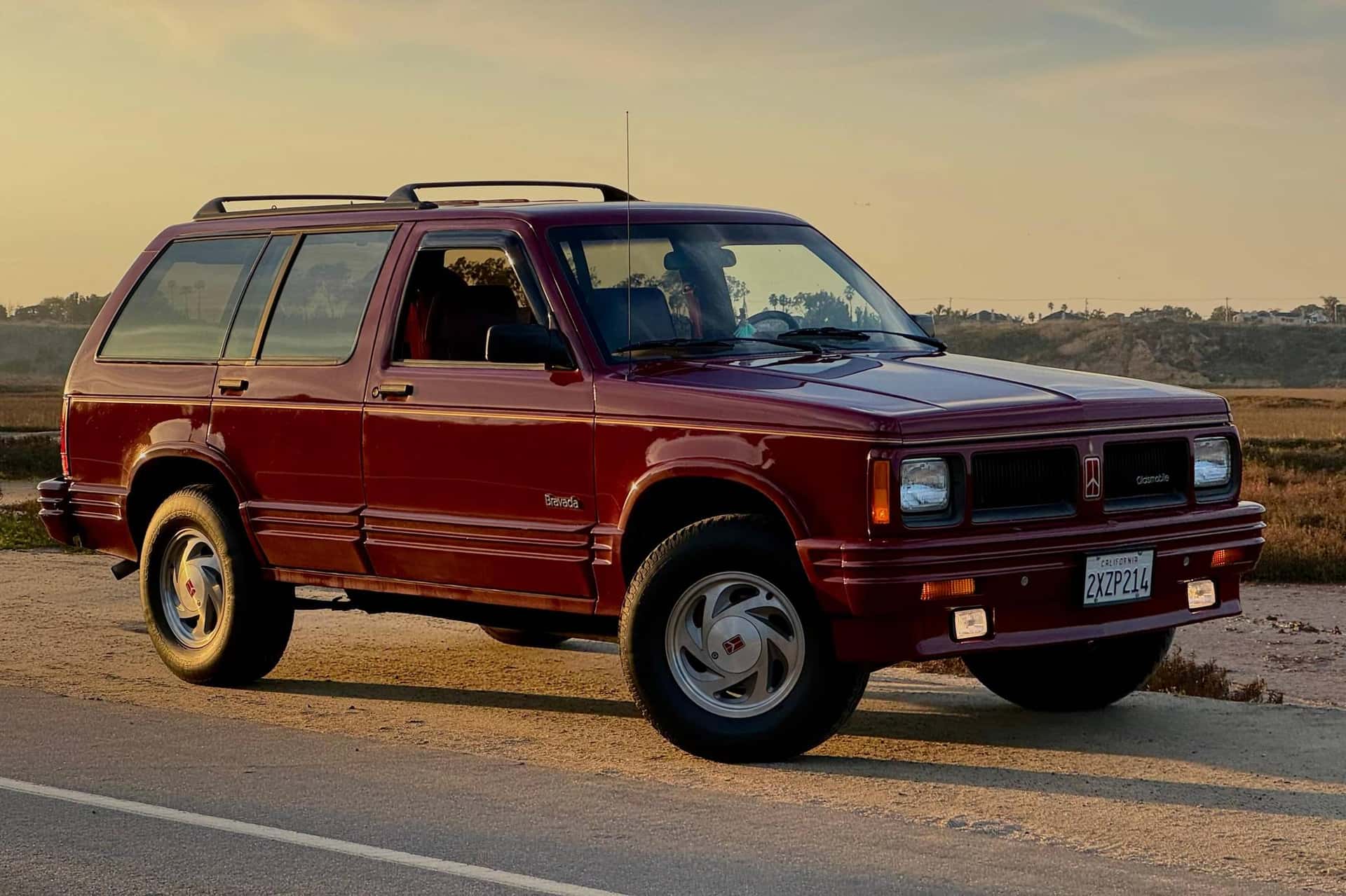 1991 Oldsmobile Bravada sold for $8,300