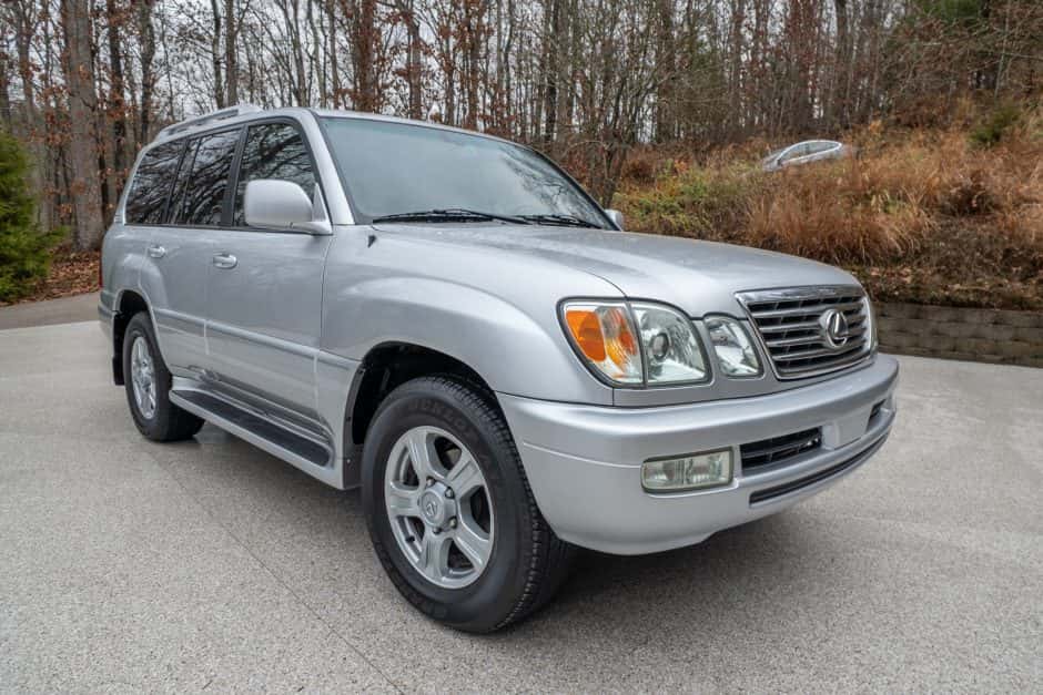 2007 Lexus LX470 sold for $21,000