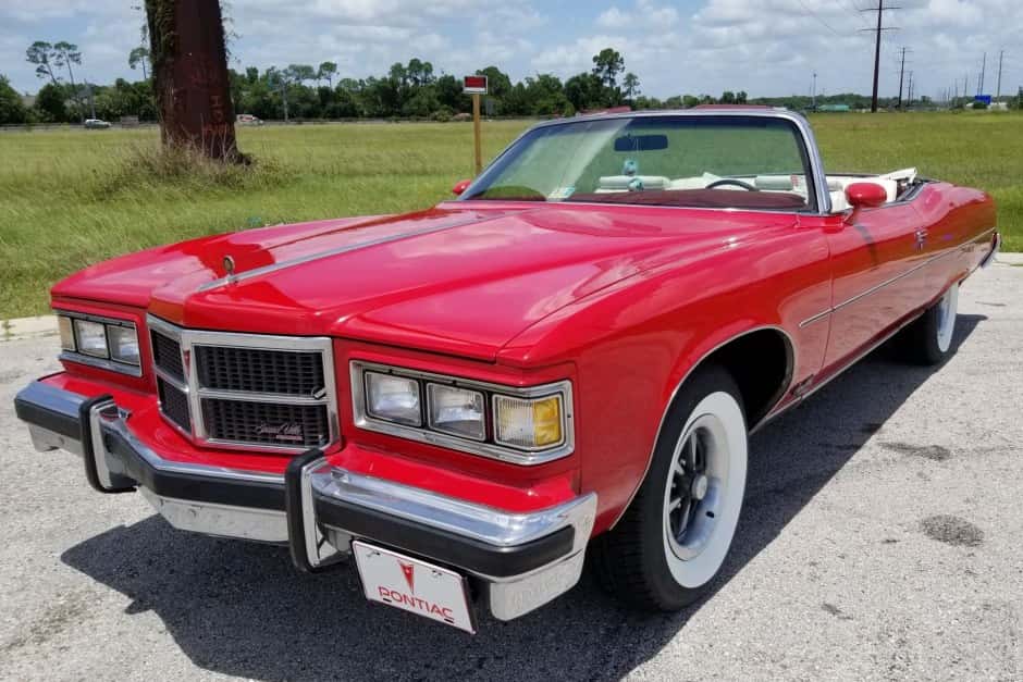 Pontiac Grand Ville classic car