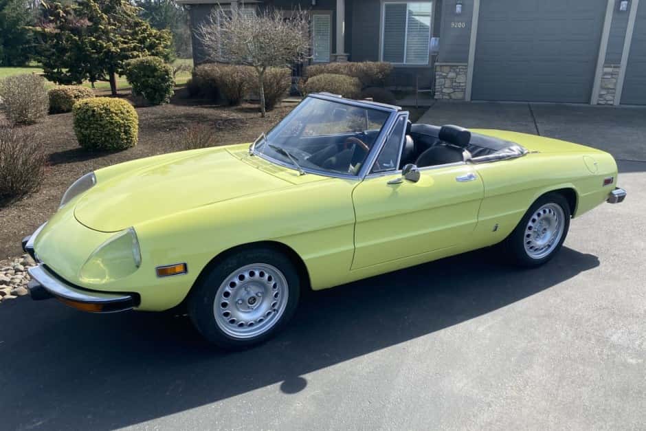 1974 Alfa Romeo 105/115 Spider Series 2 sold for $22,250