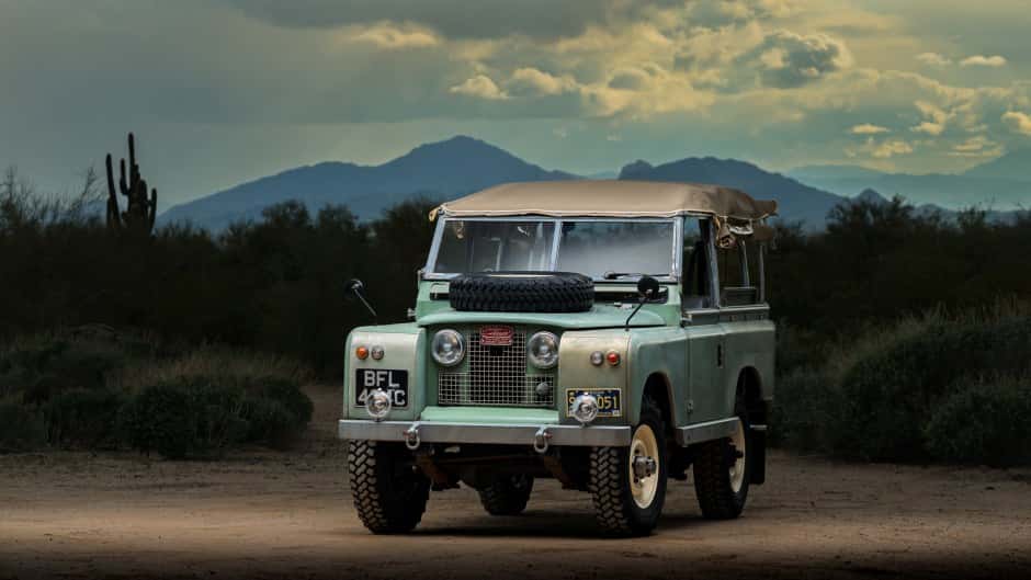 0 Land Rover Series 88 sold for $32,000