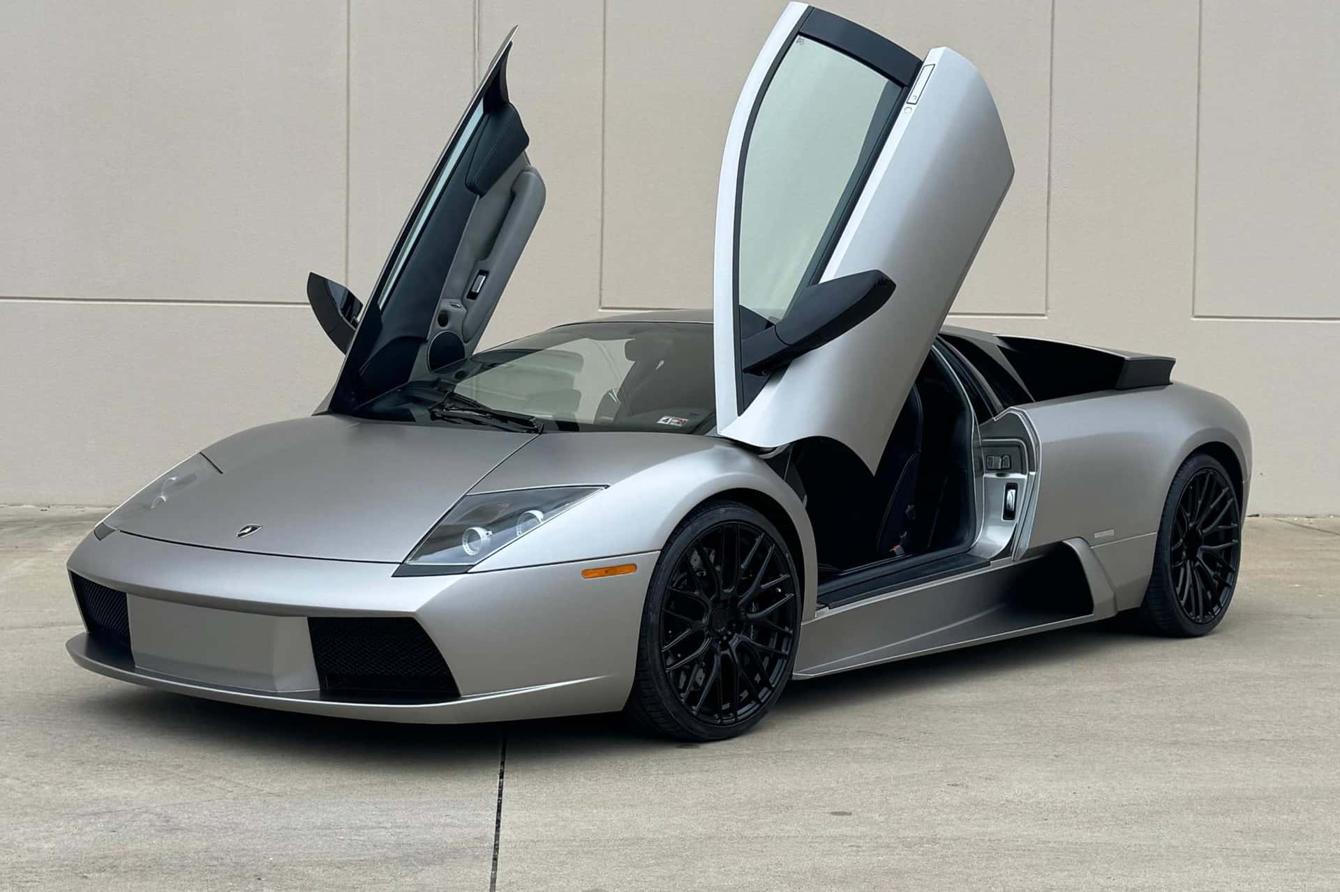 2005 Lamborghini Murcielago sold for $30,250