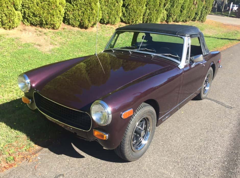1974 MG Midget sold for $5,800