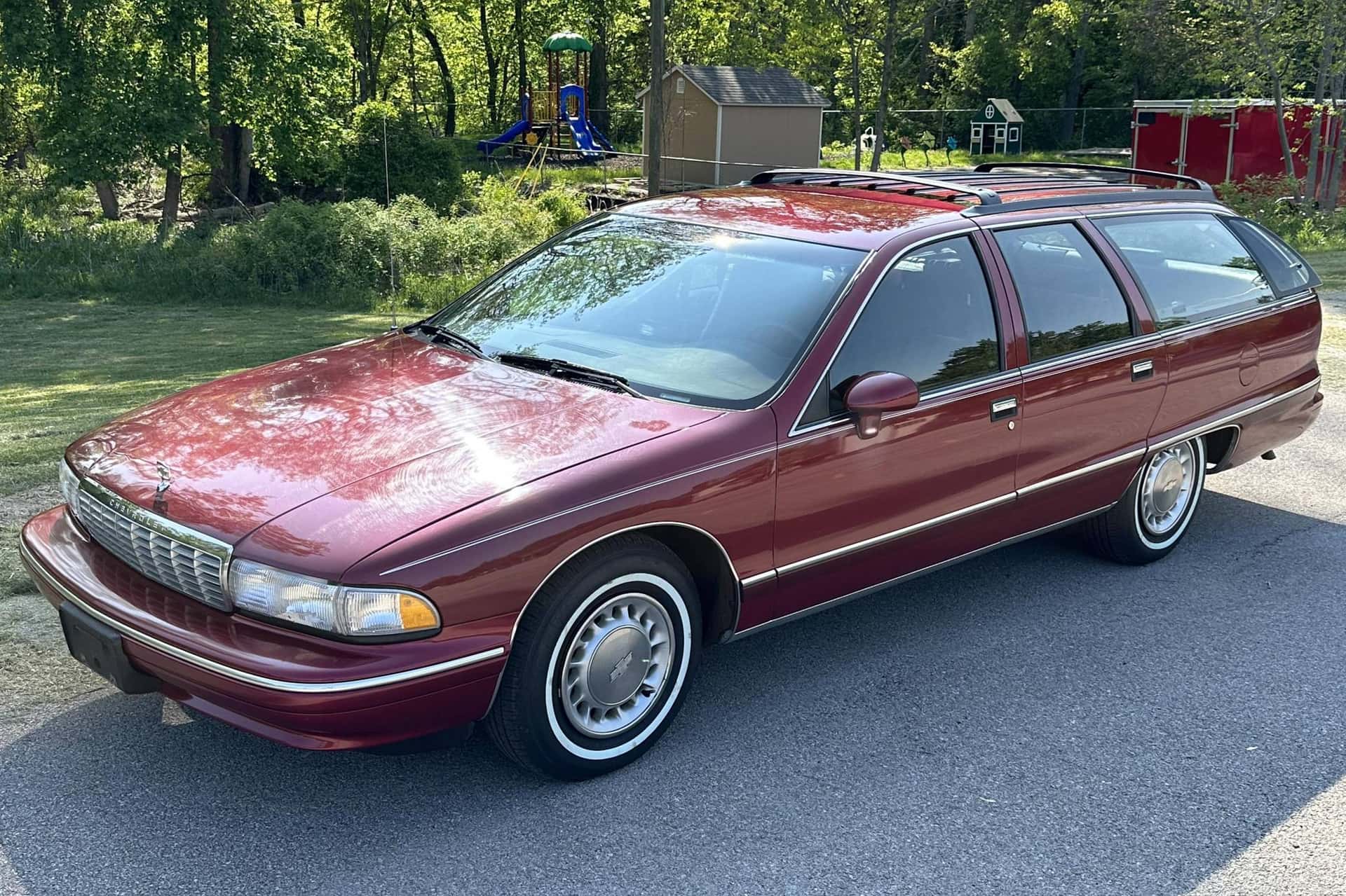 1994 Chevrolet Caprice Classic sold for $11,500