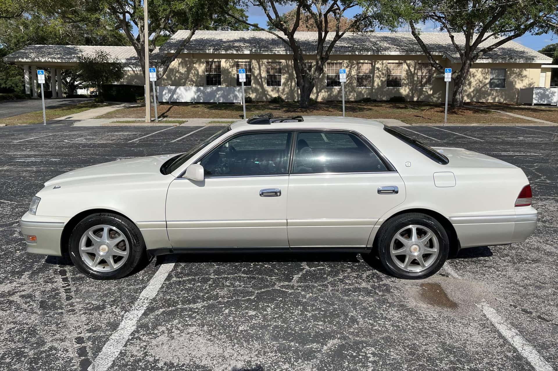 1997 Toyota Crown sold for $12,000
