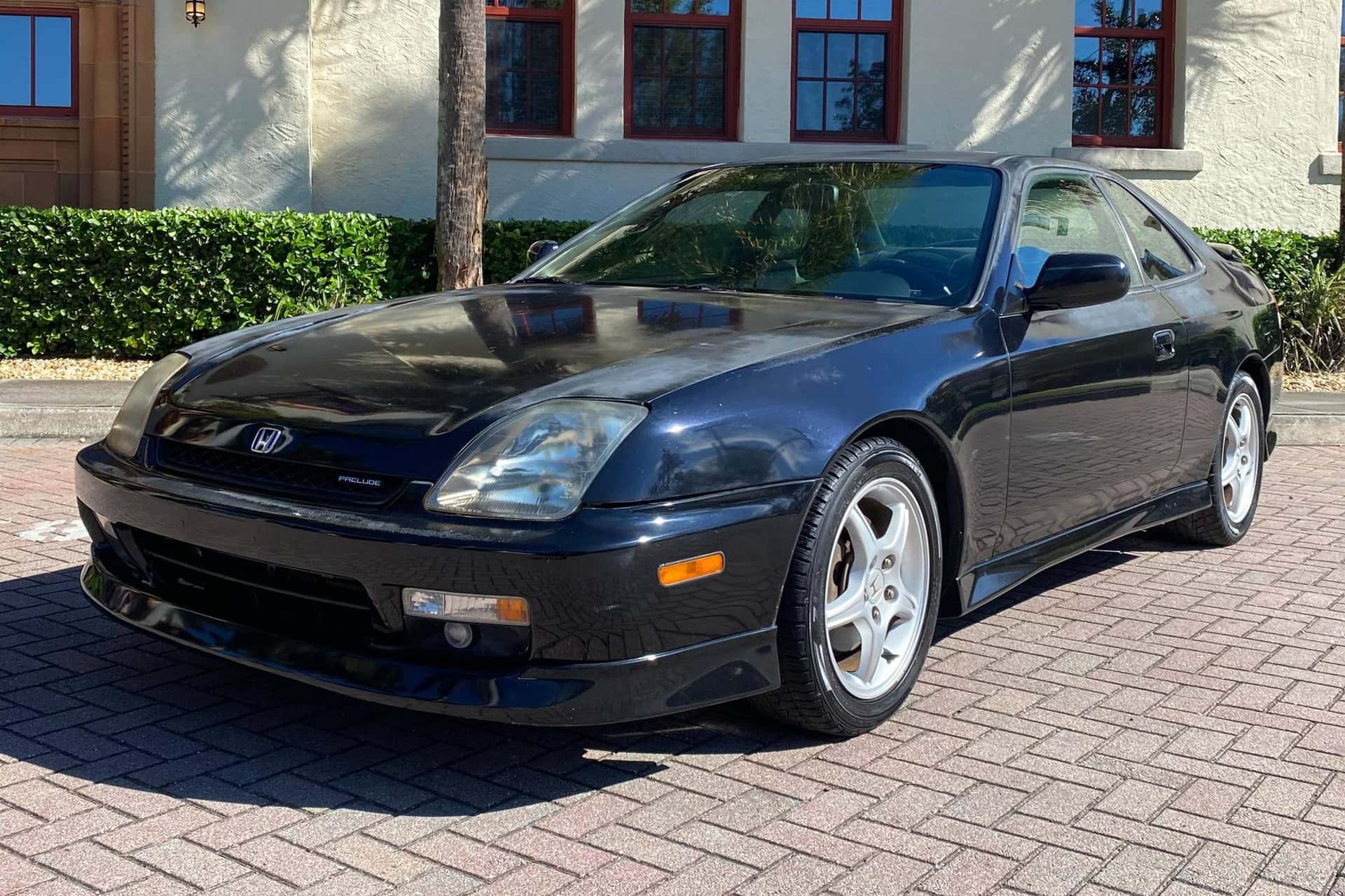 2000 Honda Prelude sold for $9,100