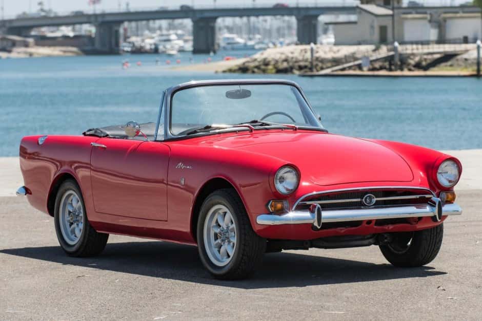1966 Sunbeam Alpine sold for $16,500