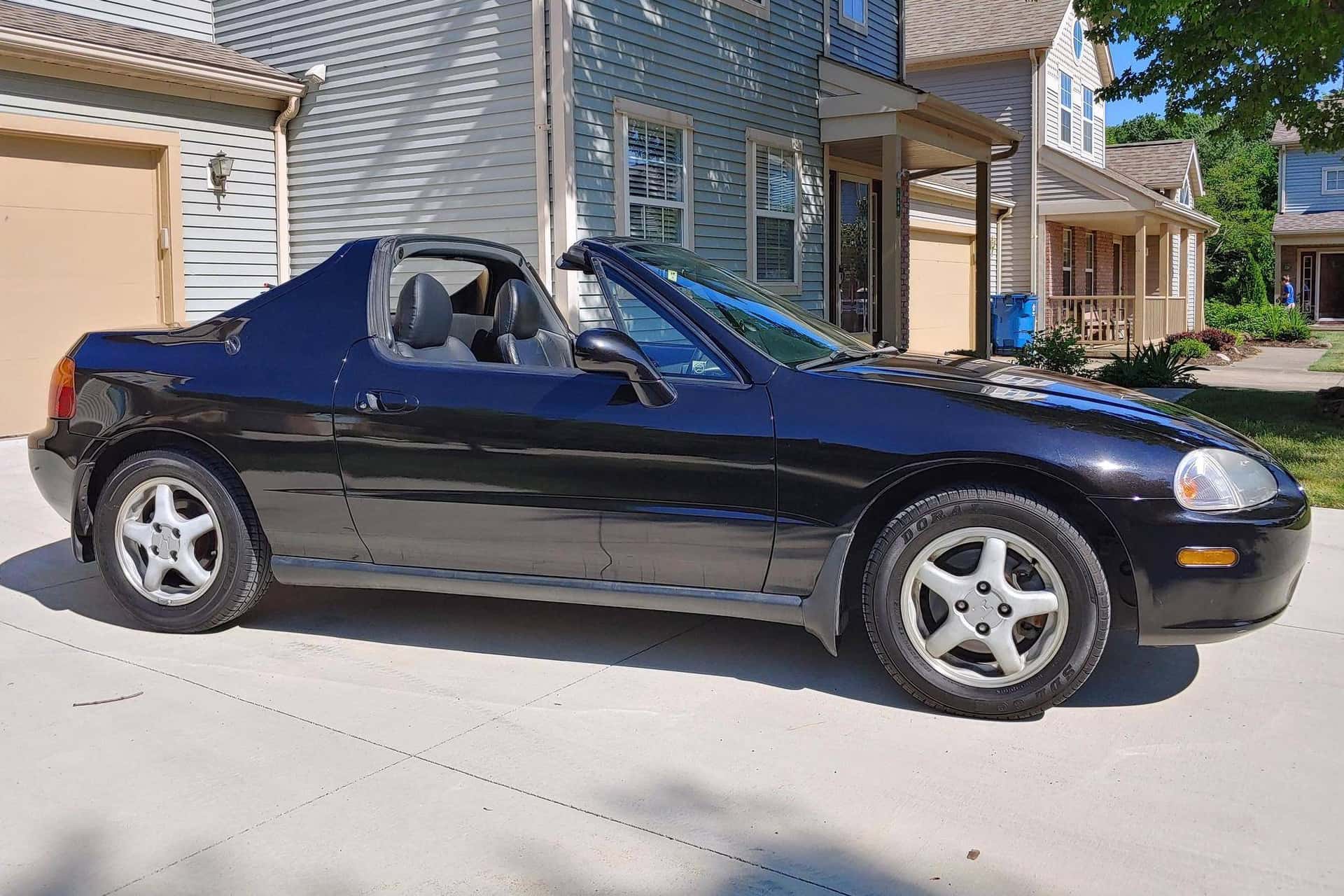 1995 Honda Del Sol sold for $8,000