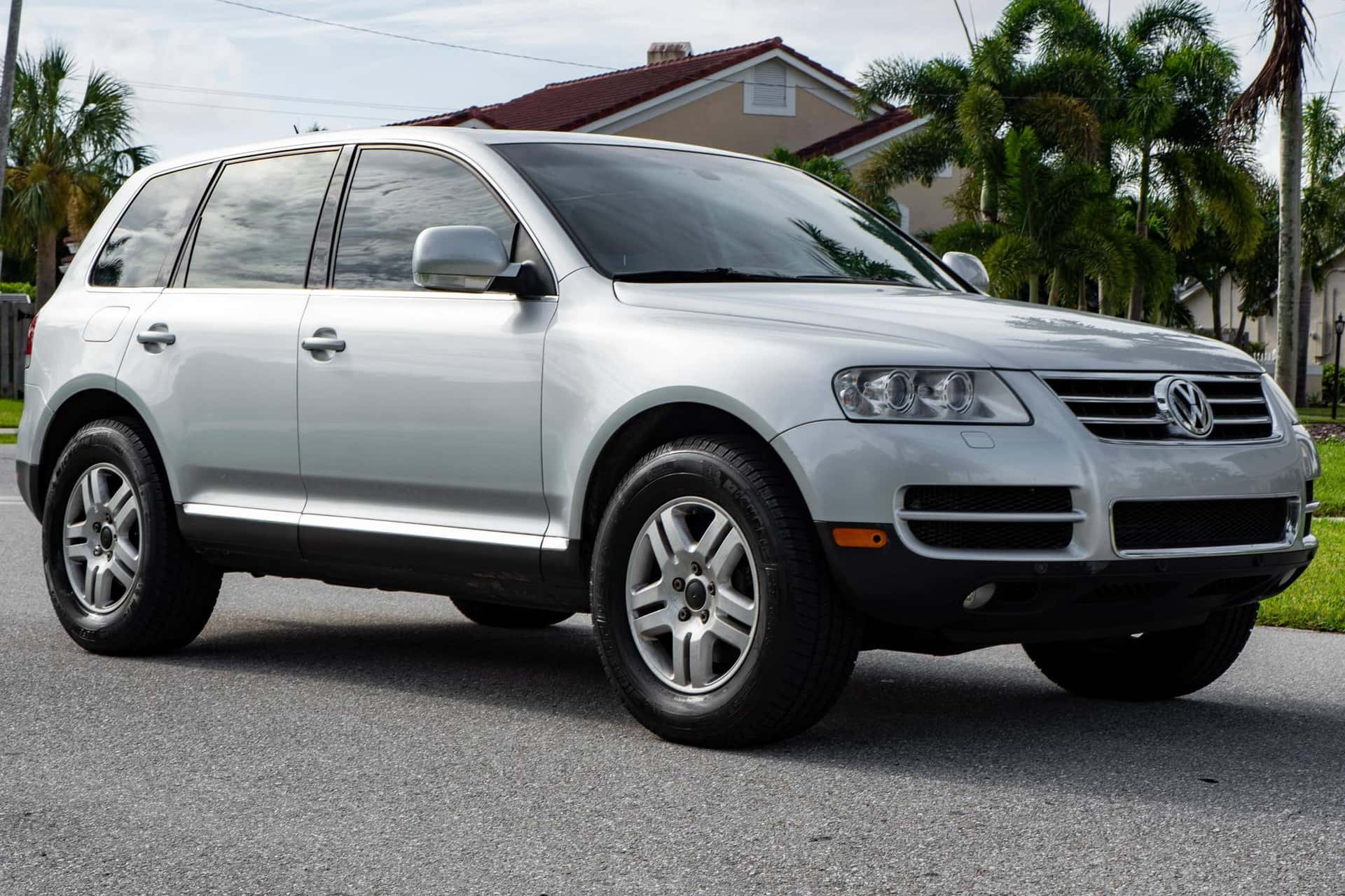 2006 Volkswagen Touareg sold for $16,800
