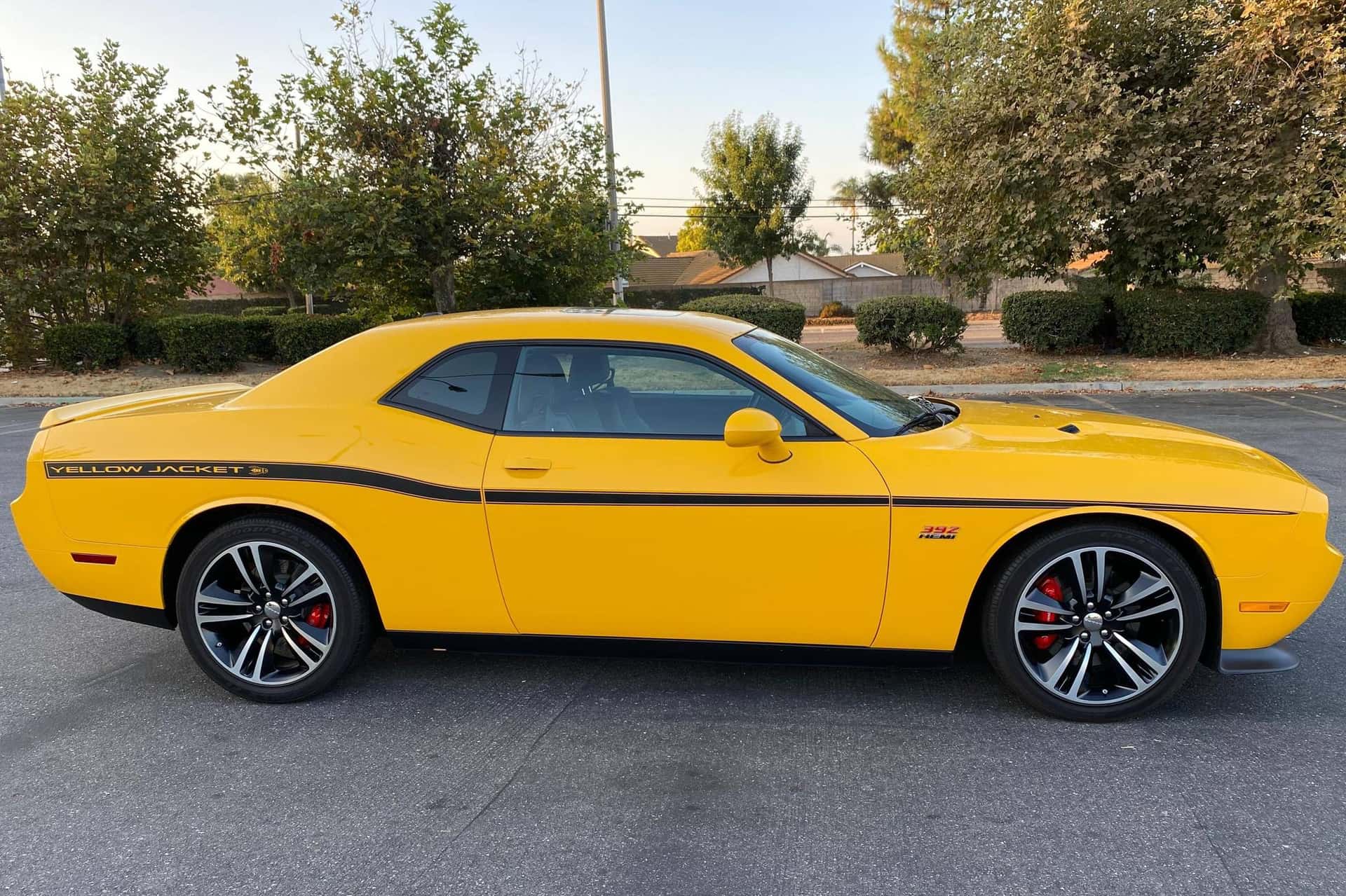 2012 Dodge Challenger sold for $25,500