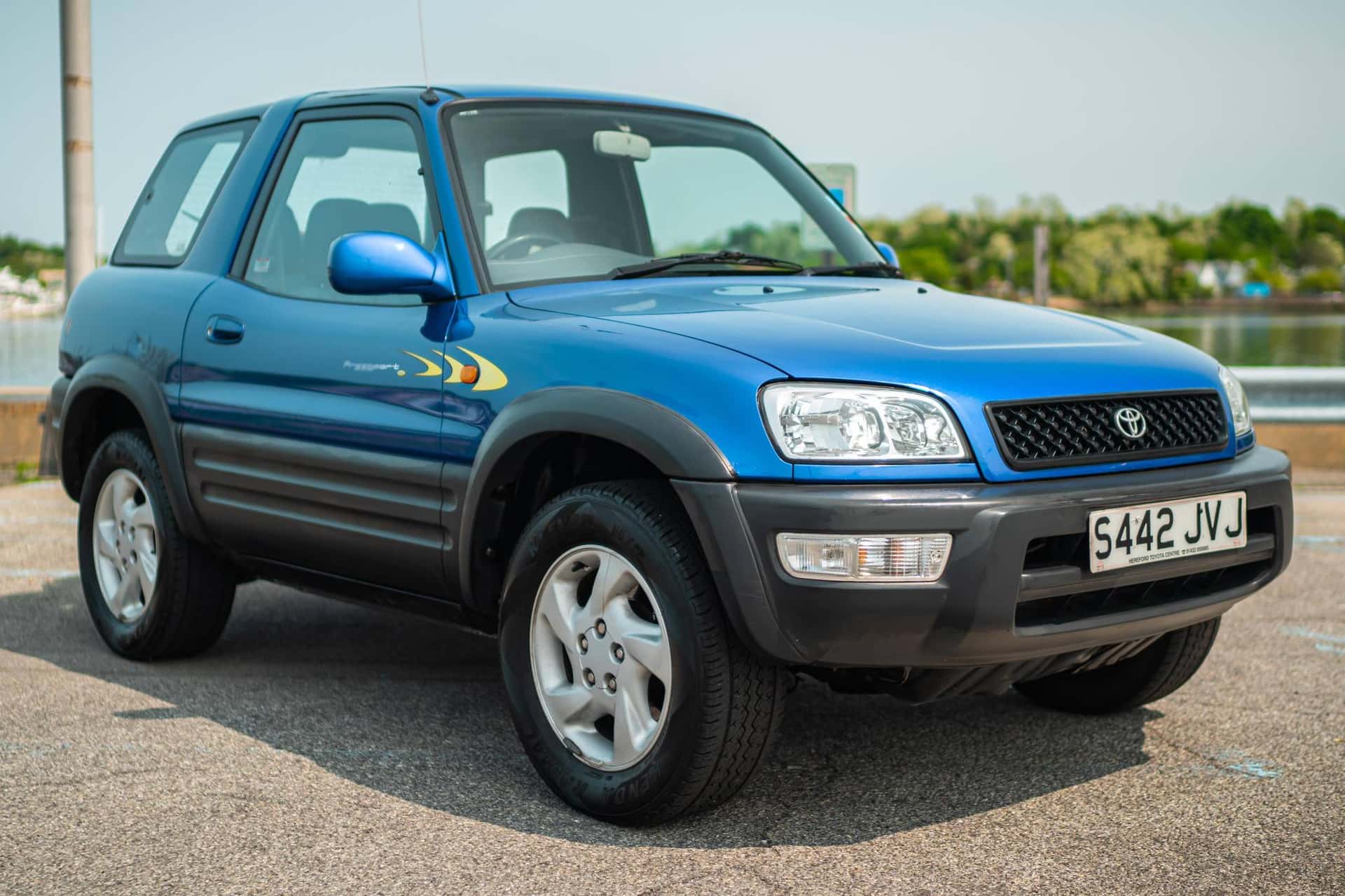 1998 Toyota RAV4 sold for $6,450