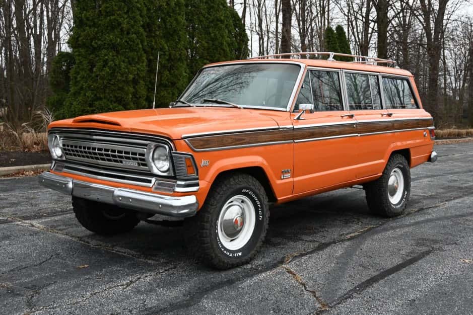 1972 Jeep SJ Wagoneer sold for $57,000