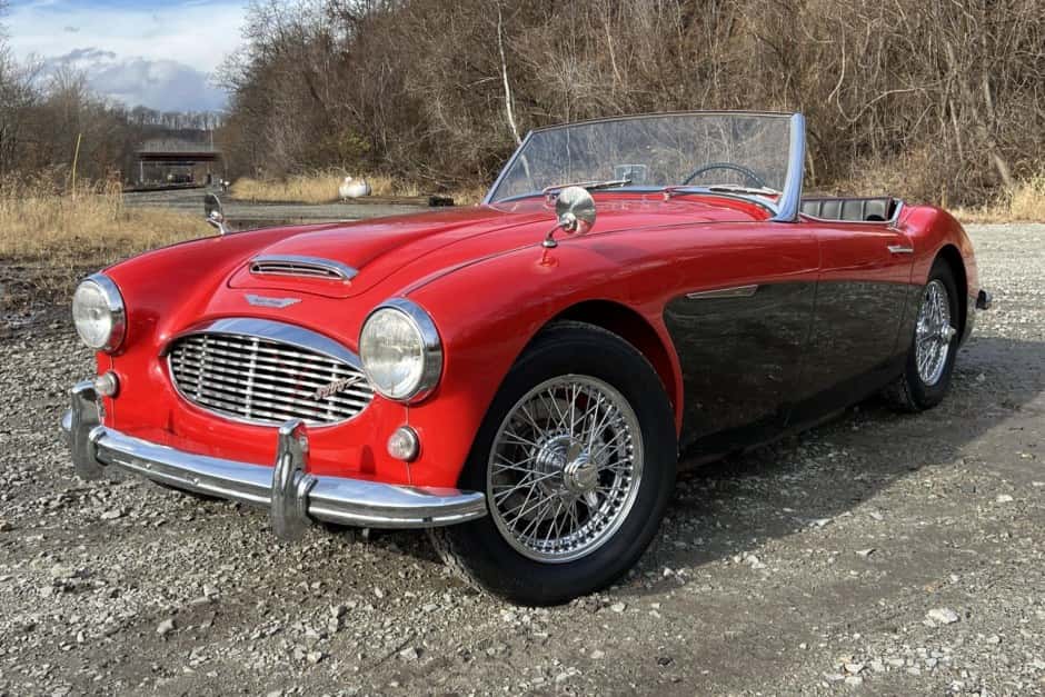 1960 Austin-Healey 3000 sold for $38,000