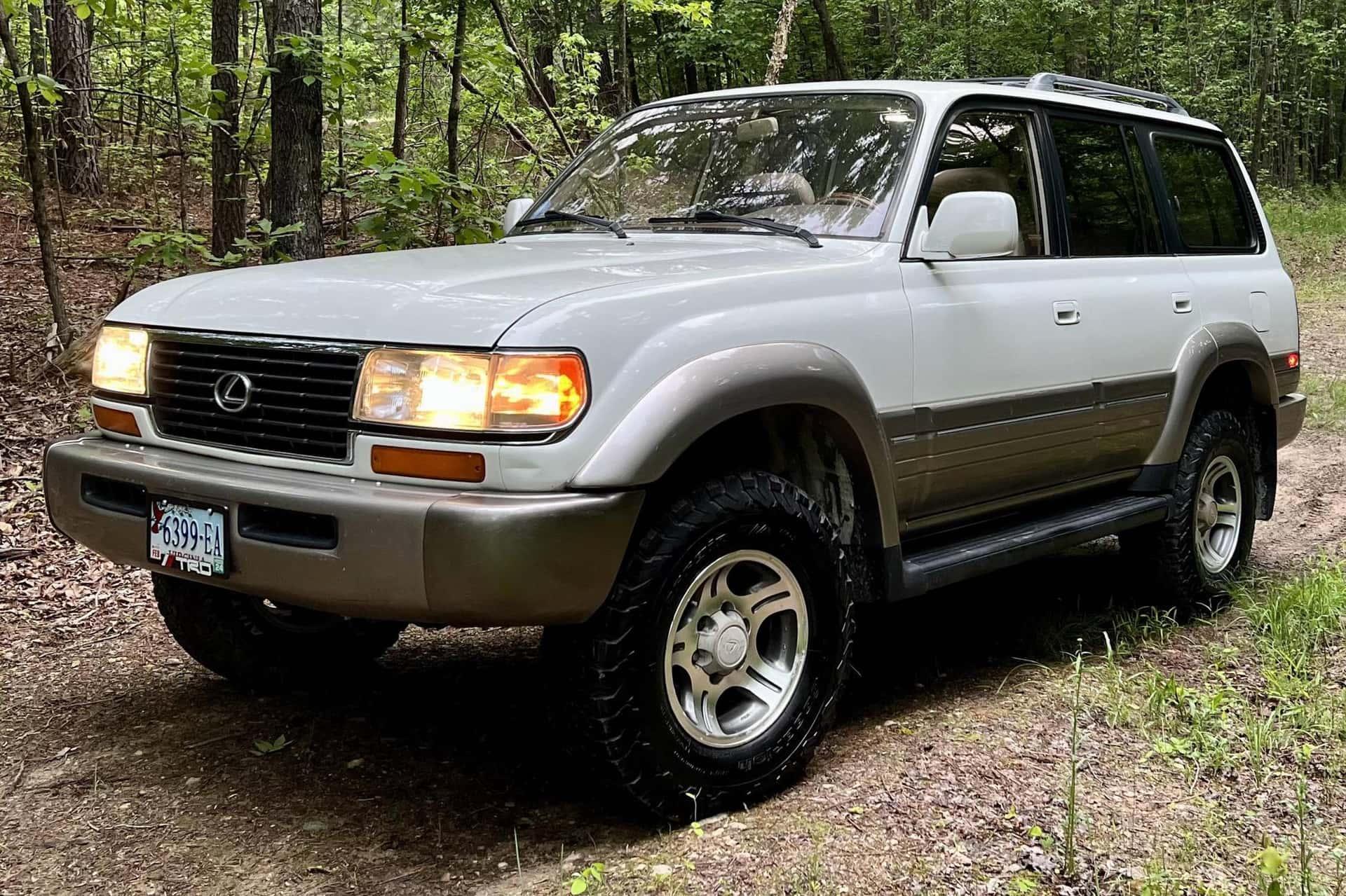 1996 Lexus LX sold for $27,000