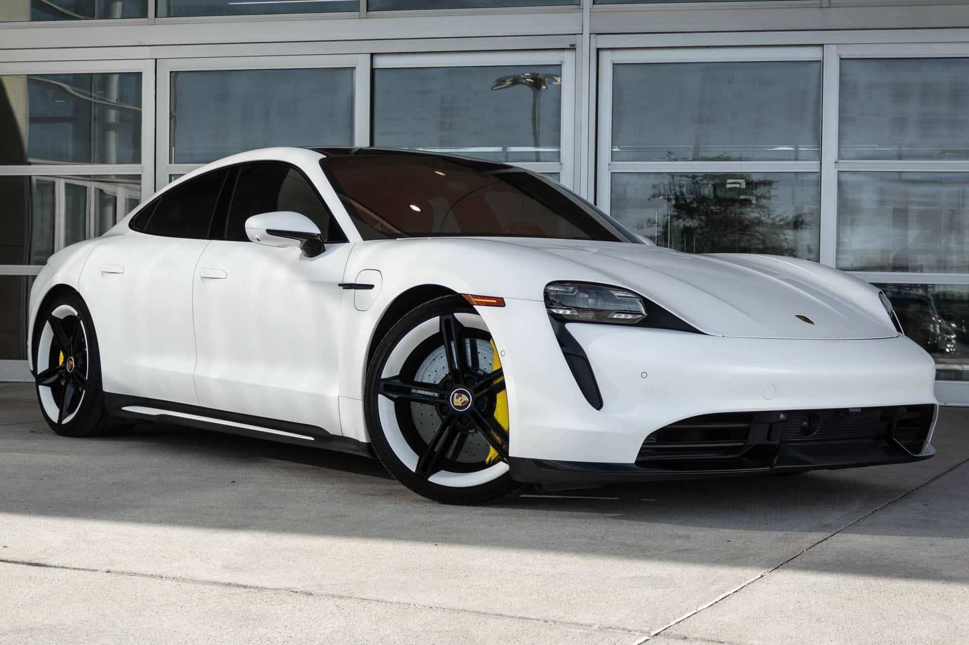2020 Porsche Taycan sold for $113,069