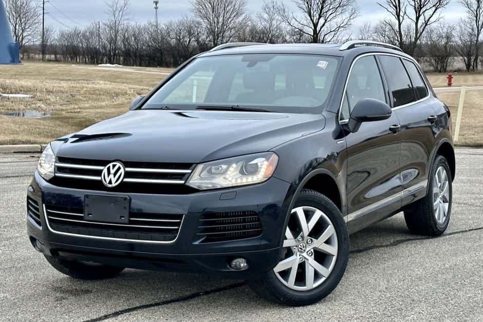 2014 Volkswagen Touareg sold for $29,950
