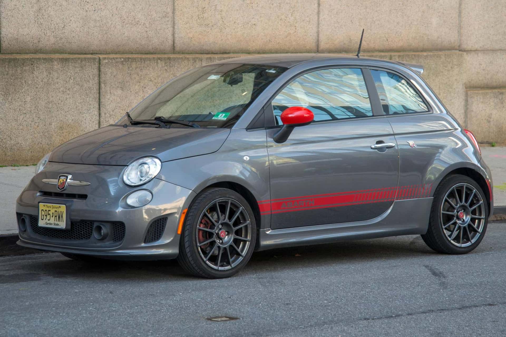 2013 Fiat 500 Abarth sold for $9,000