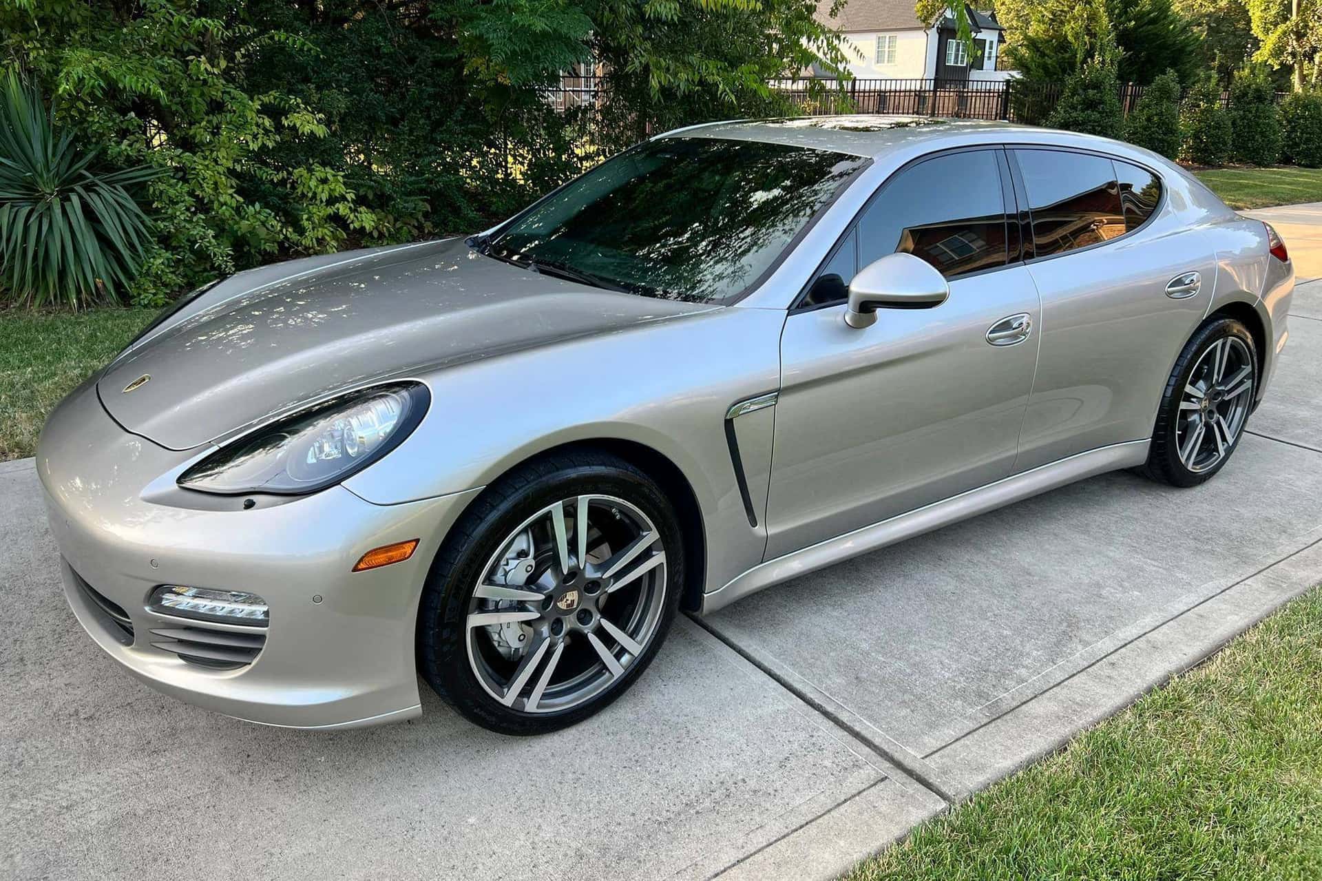 2012 Porsche Panamera sold for $16,250