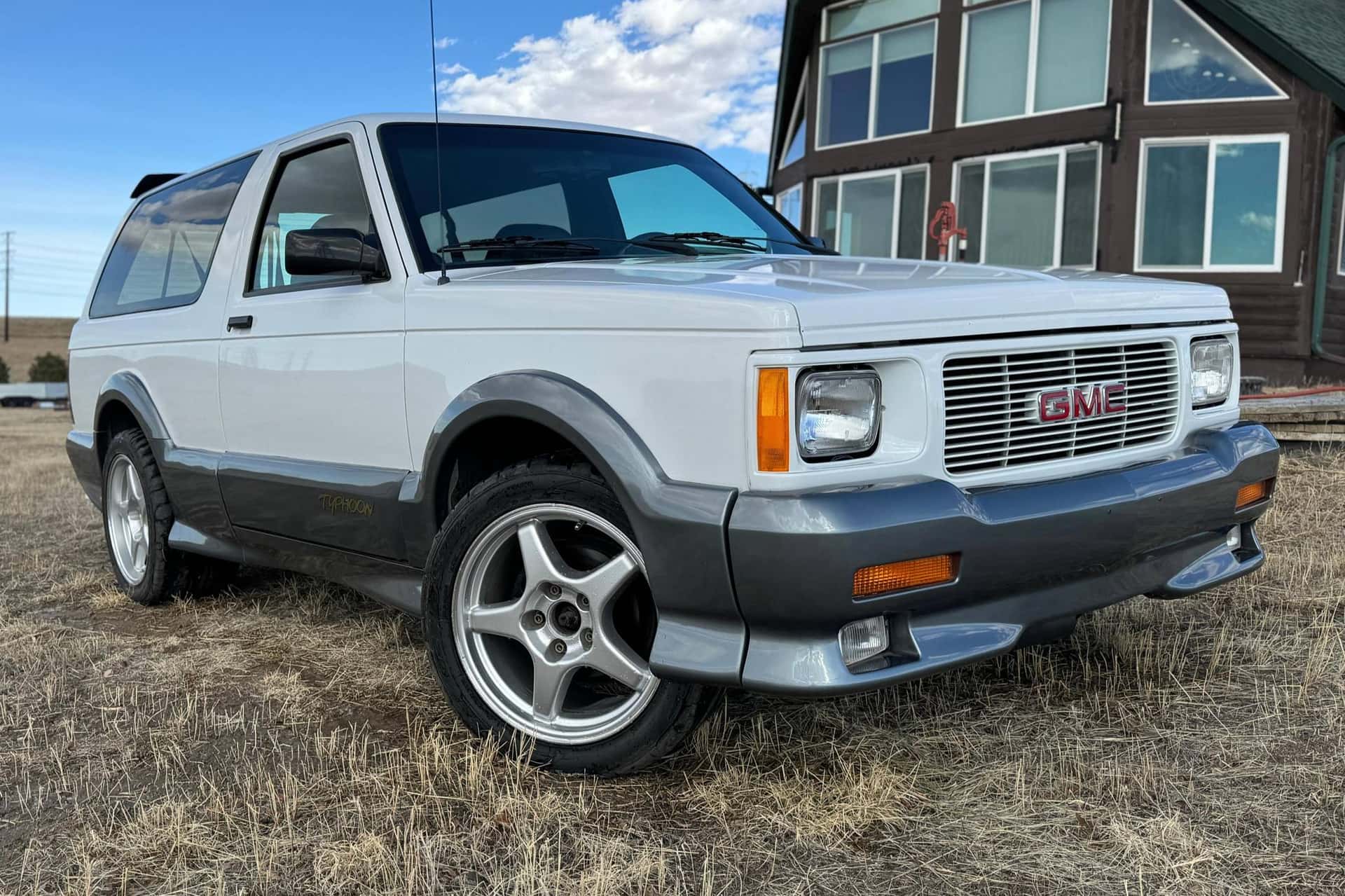 1993 GMC Typhoon sold for $18,250