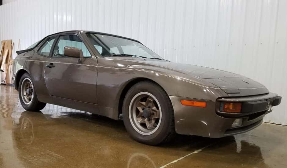 1984 Porsche 944 sold for $3,944