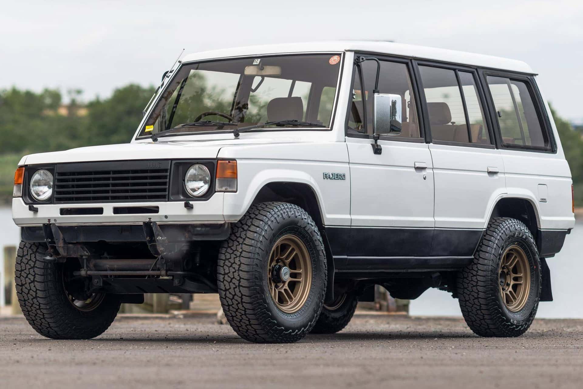1986 Mitsubishi Pajero sold for $14,000